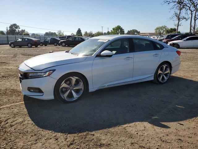 HONDA ACCORD 2018 1hgcv1f97ja065208