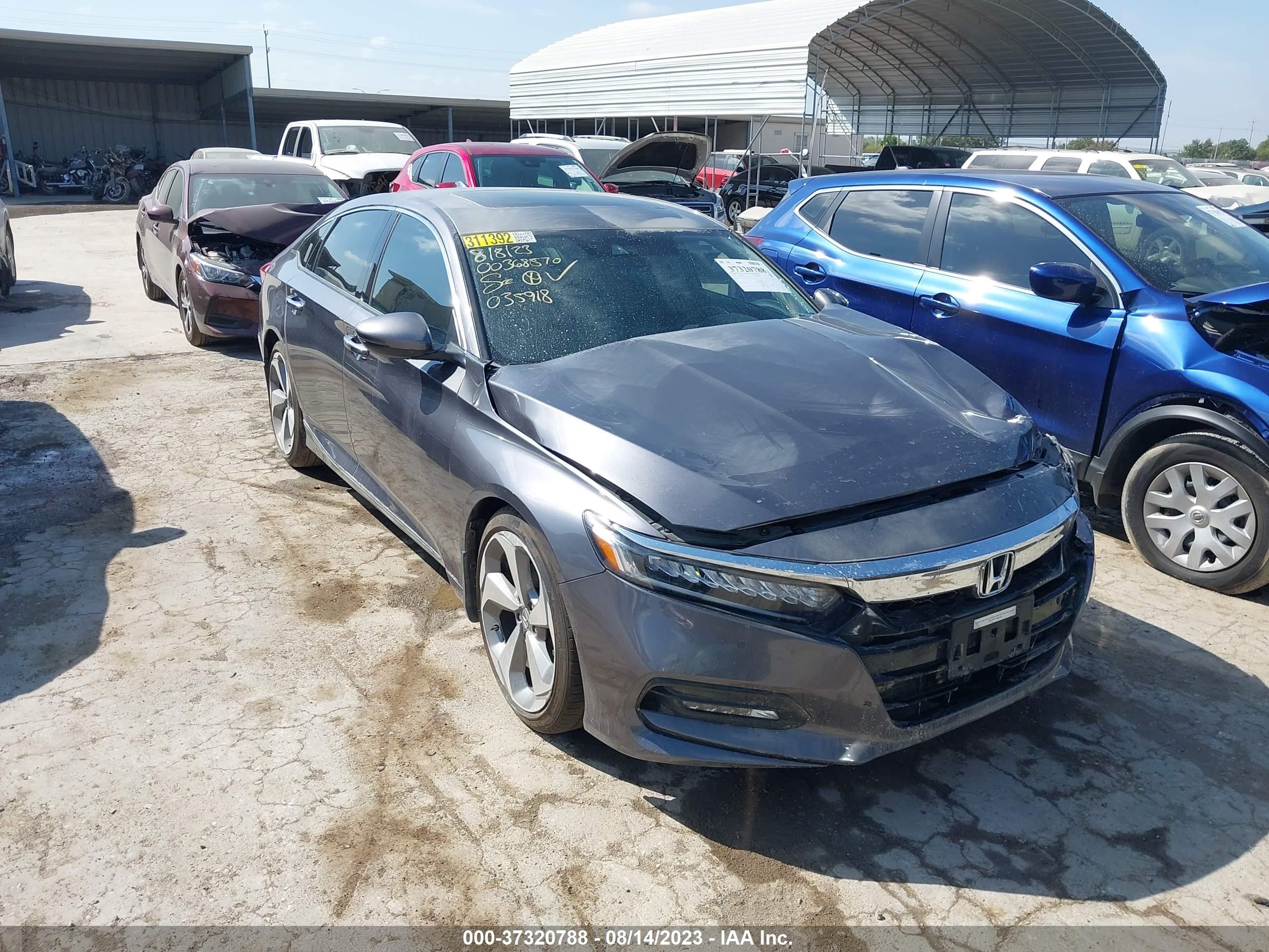 HONDA ACCORD 2018 1hgcv1f99ja035918