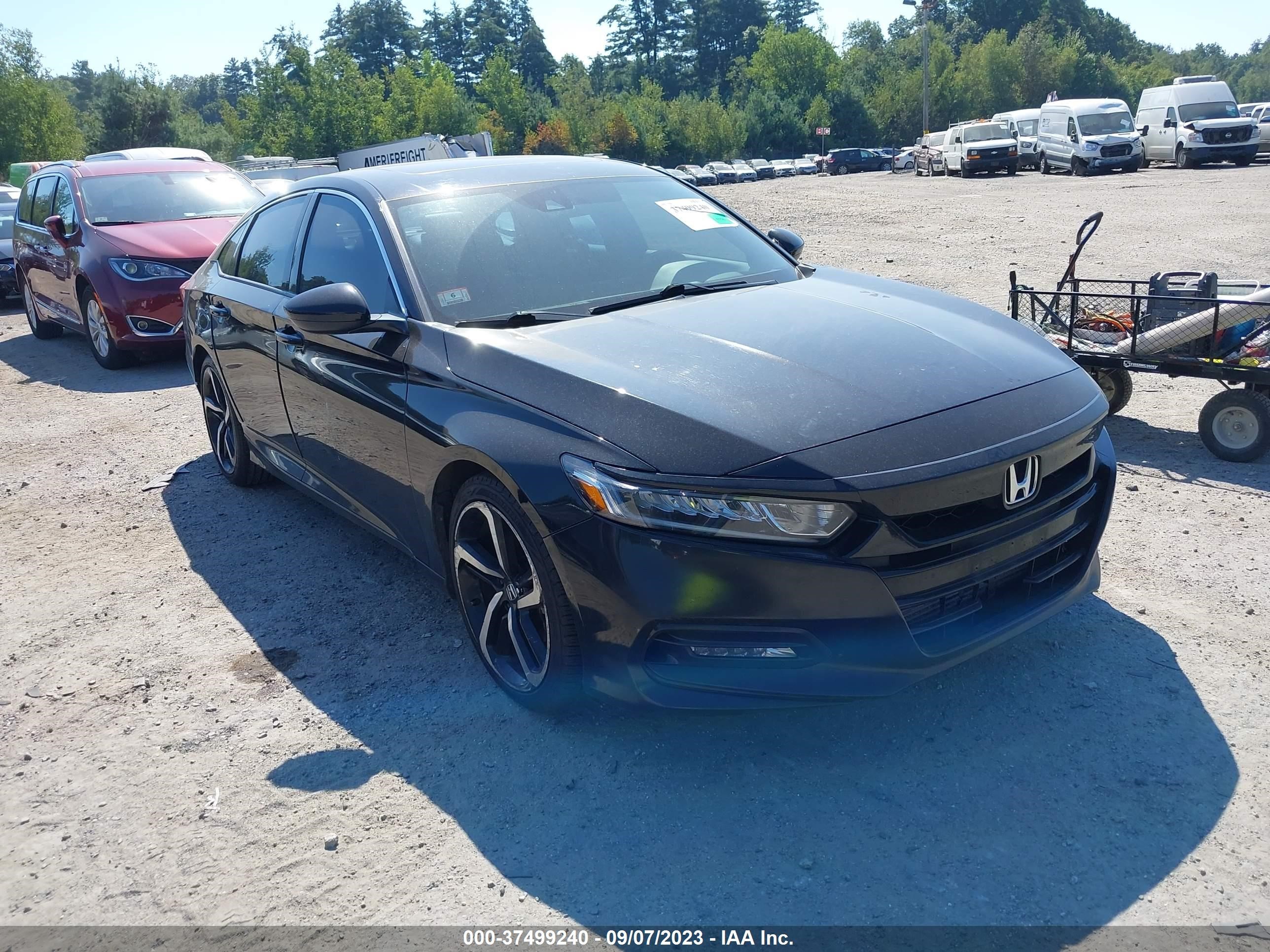 HONDA ACCORD 2018 1hgcv2f31ja038894