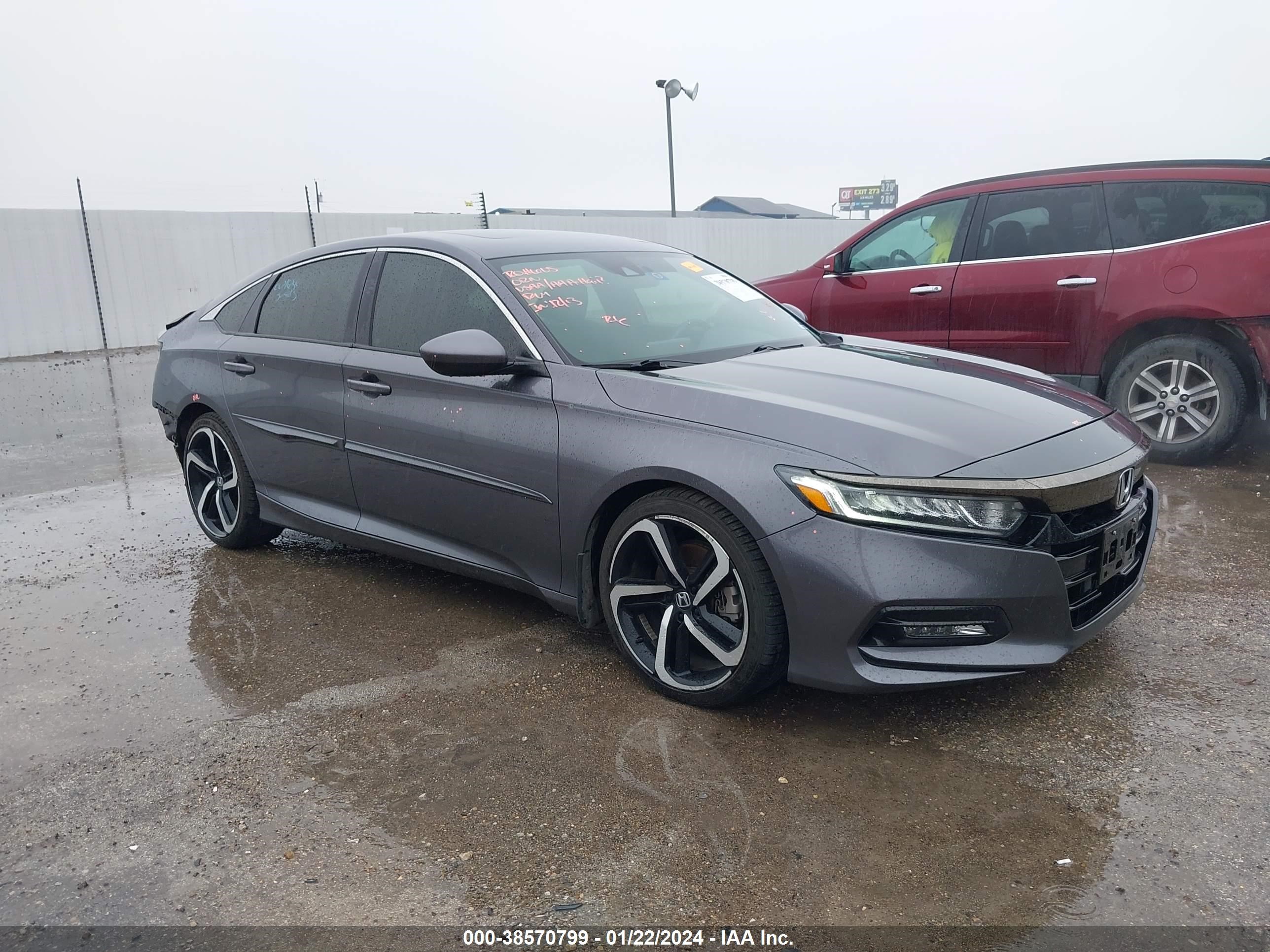 HONDA ACCORD 2018 1hgcv2f34ja031423