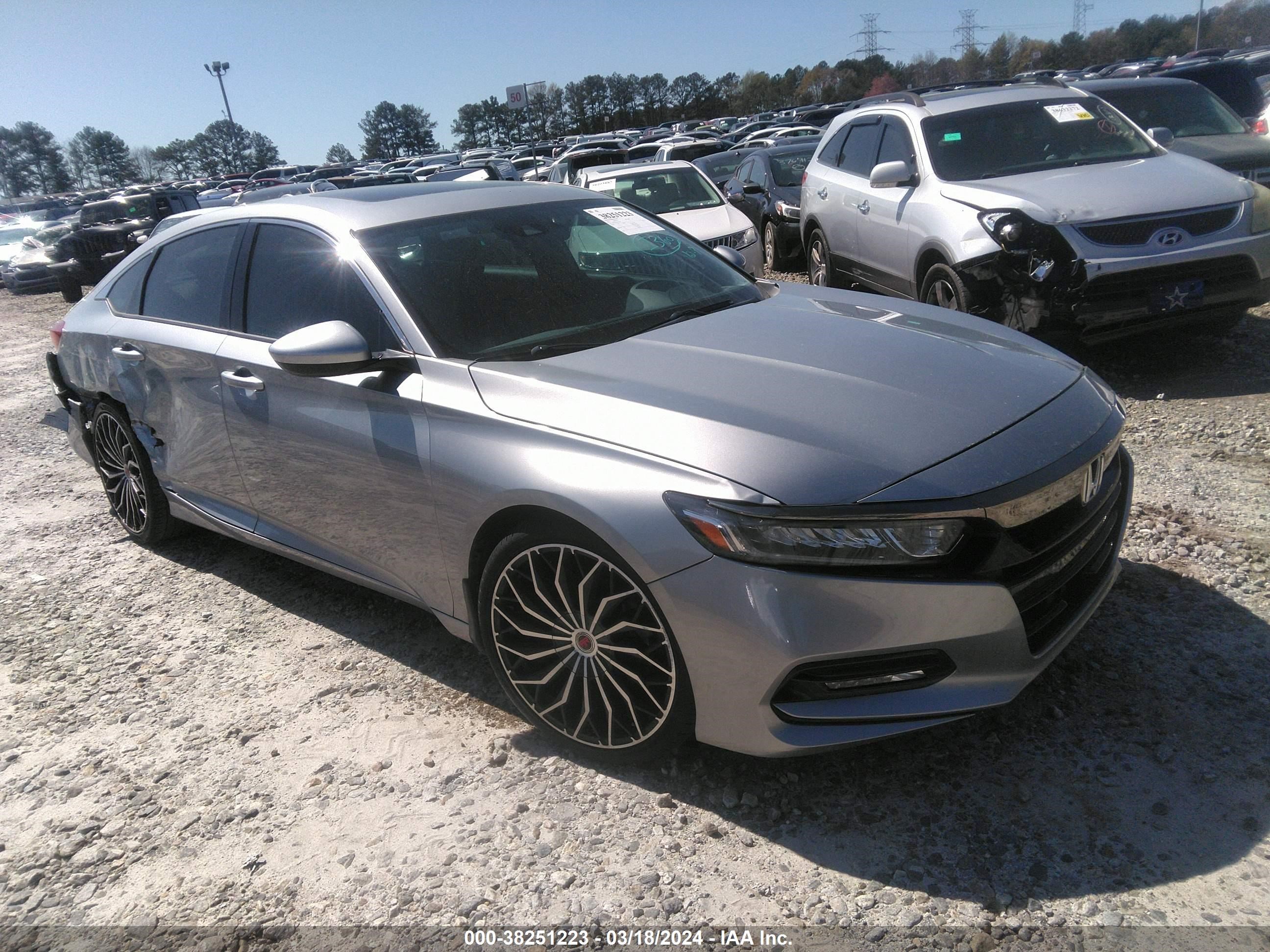 HONDA ACCORD 2019 1hgcv2f36ka031246