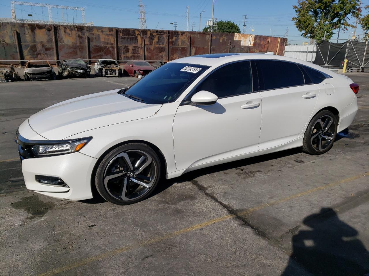 HONDA ACCORD 2018 1hgcv2f38ja048757