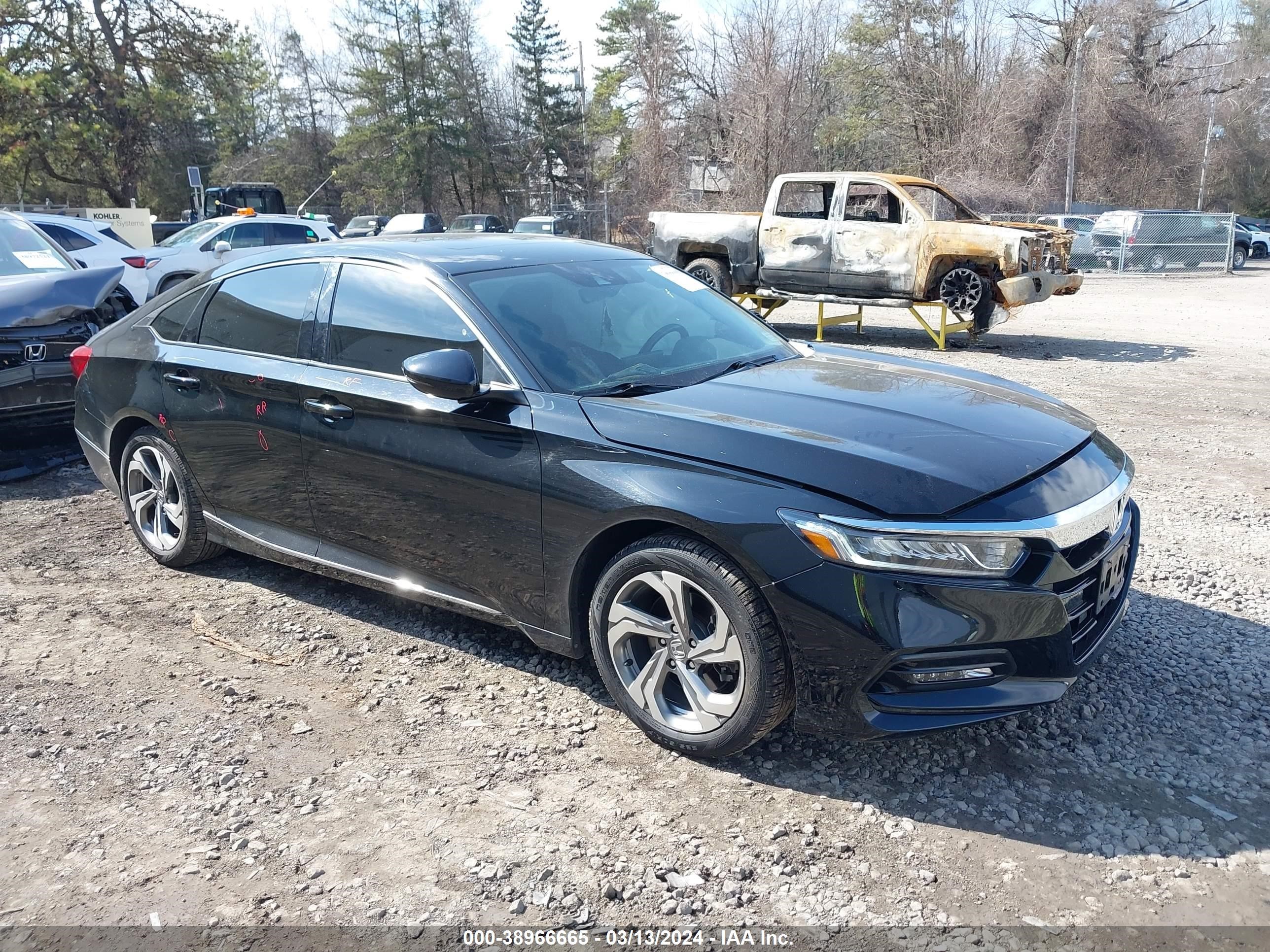 HONDA ACCORD 2018 1hgcv2f52ja027291