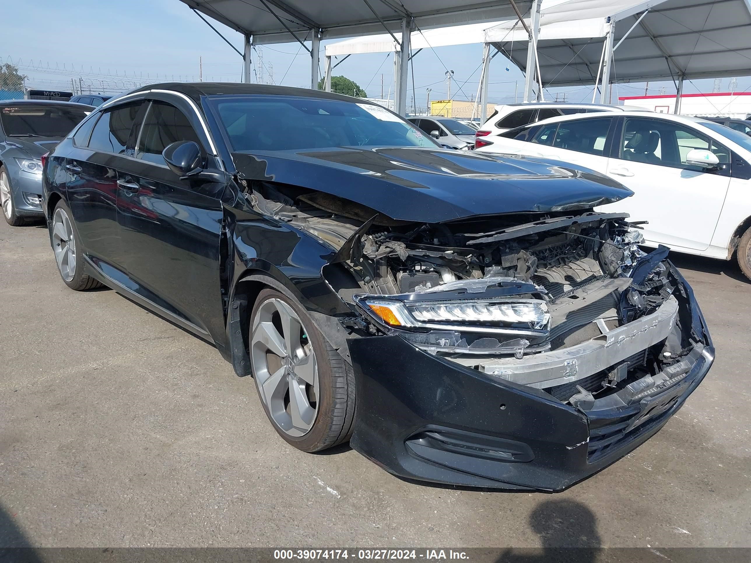 HONDA ACCORD 2018 1hgcv2f91ja026765