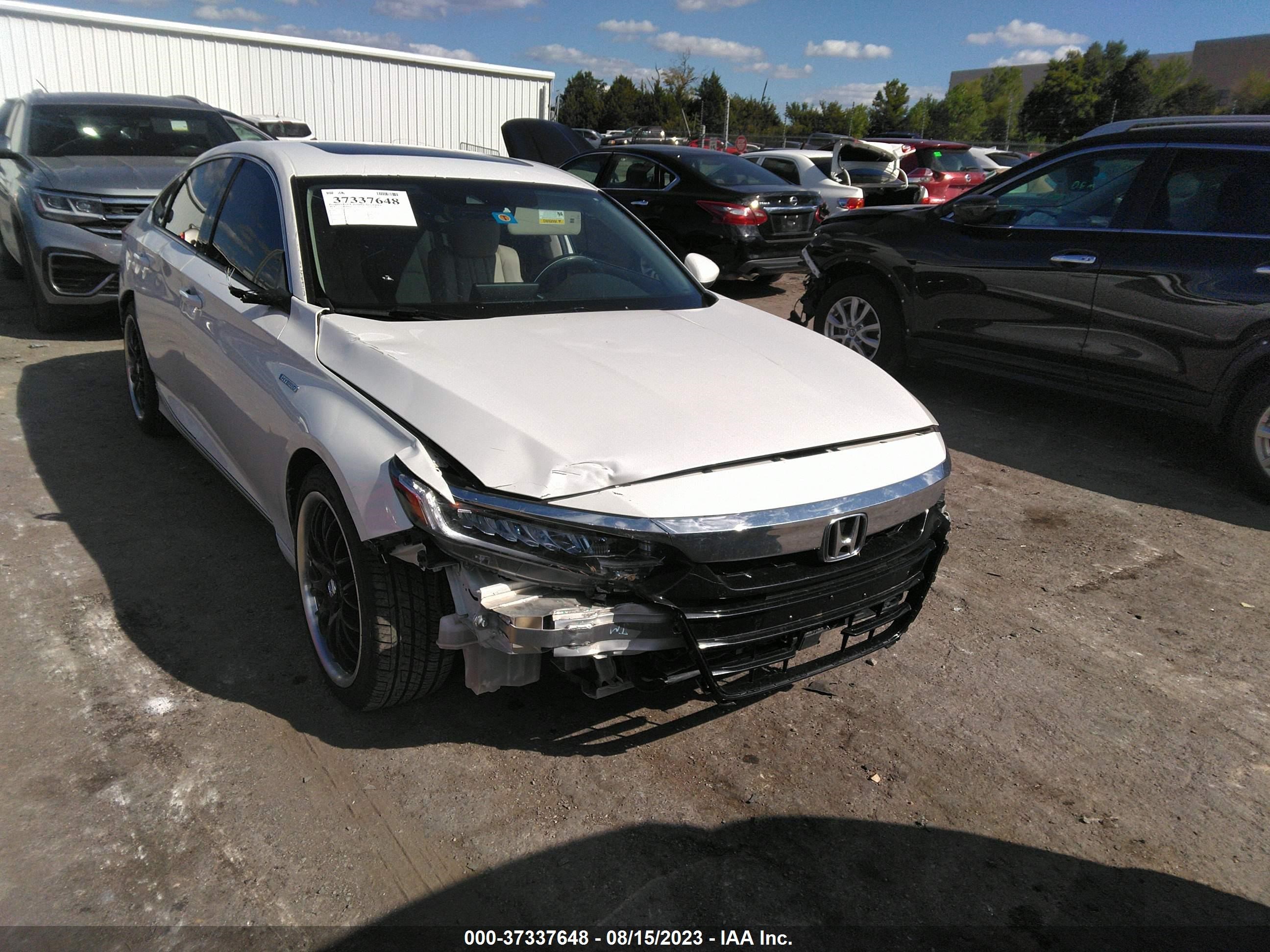 HONDA ACCORD 2018 1hgcv3f50ja009233