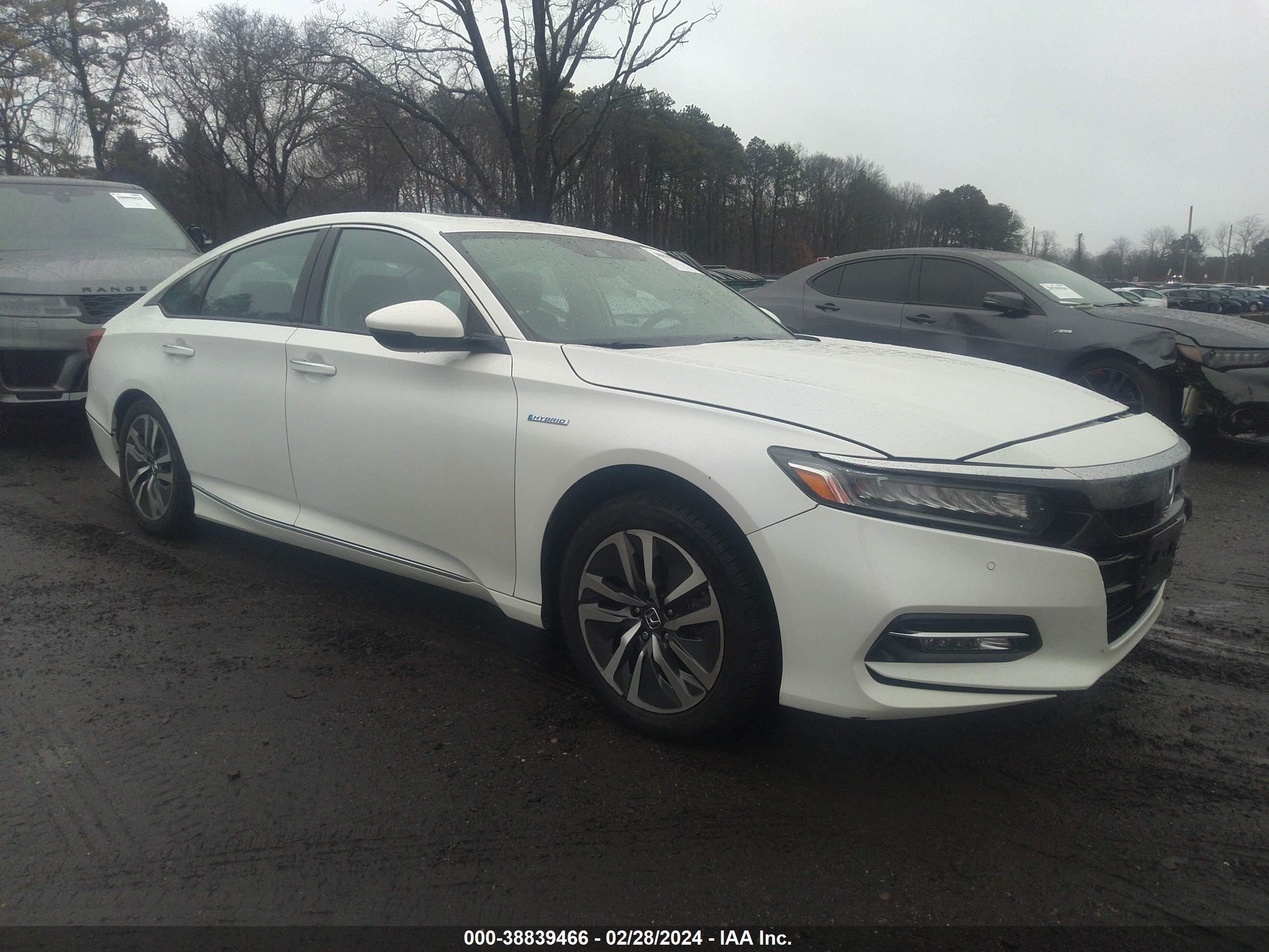 HONDA ACCORD 2018 1hgcv3f93ja015014