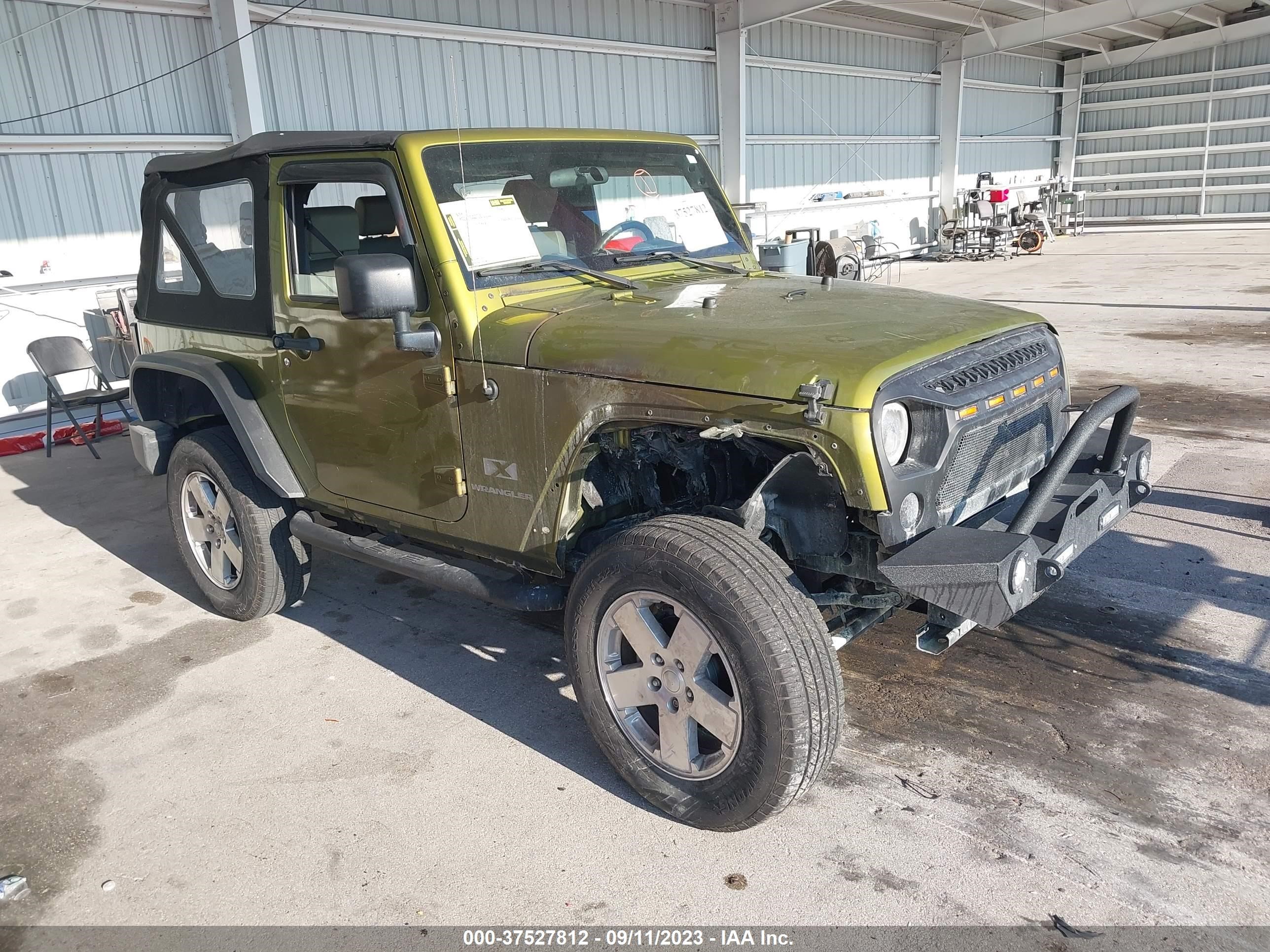 JEEP WRANGLER 2007 1j4fa24157l126623