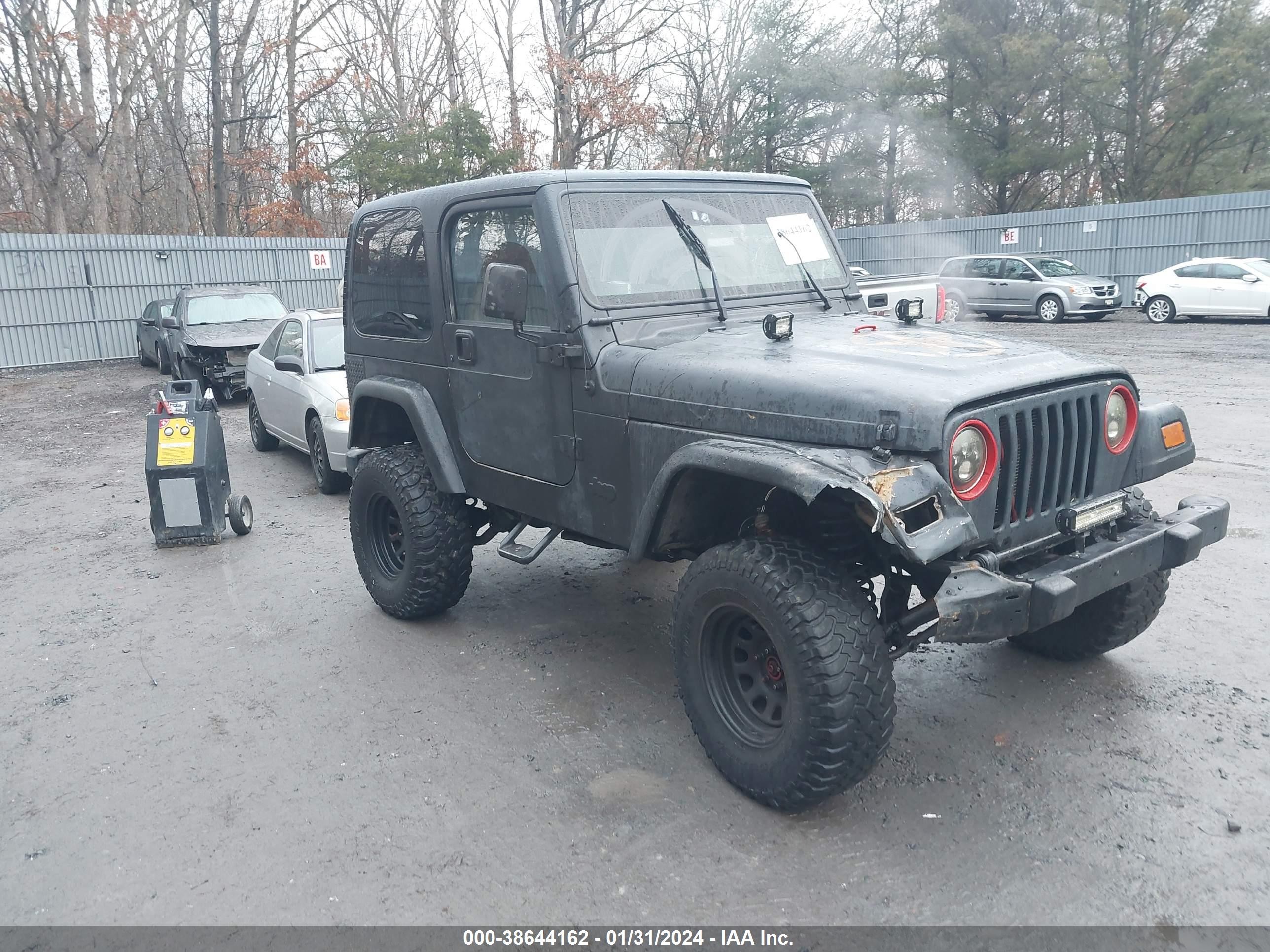 JEEP WRANGLER 2000 1j4fa29p0yp700052