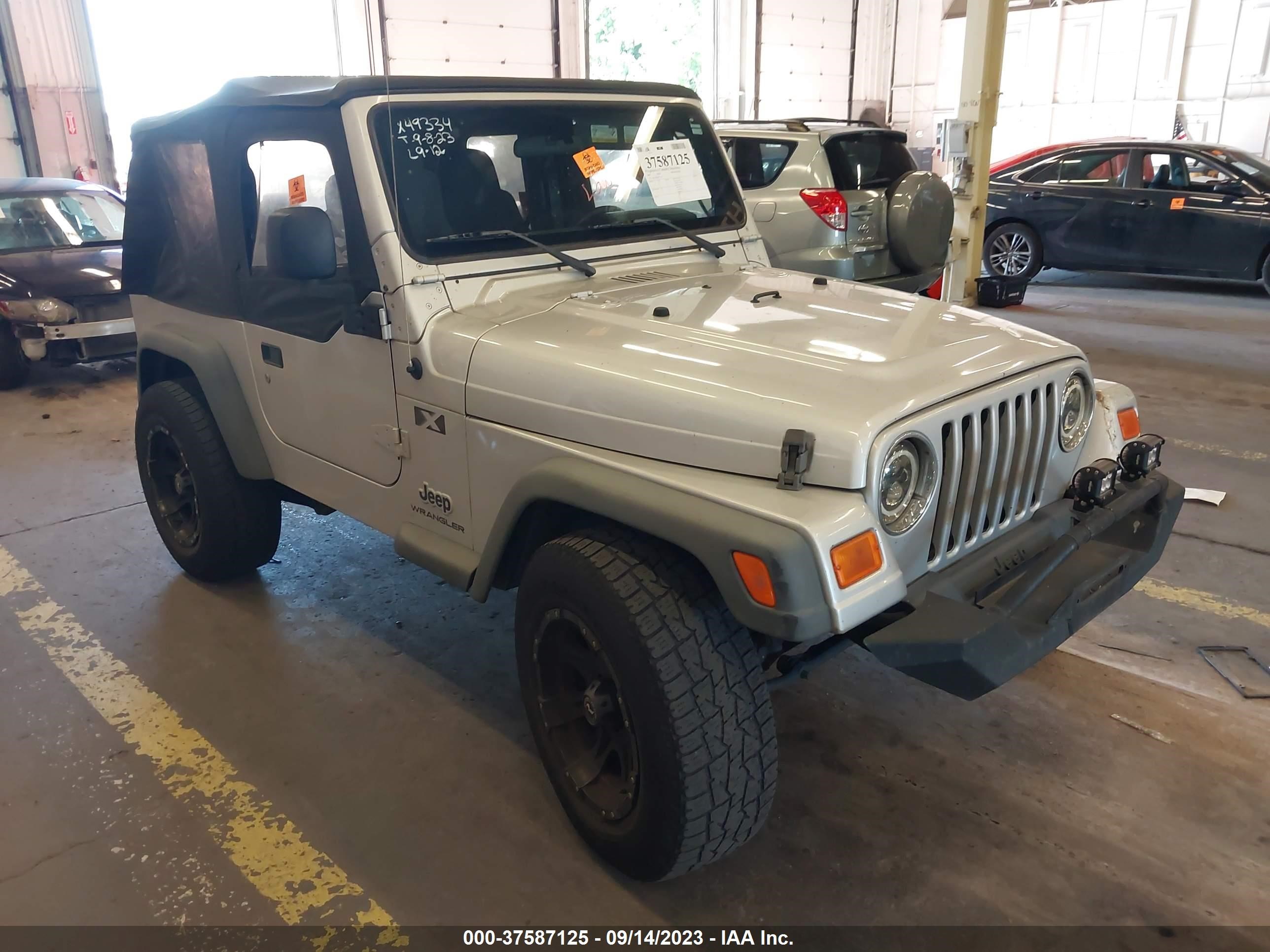 JEEP WRANGLER 2005 1j4fa39s05p373237