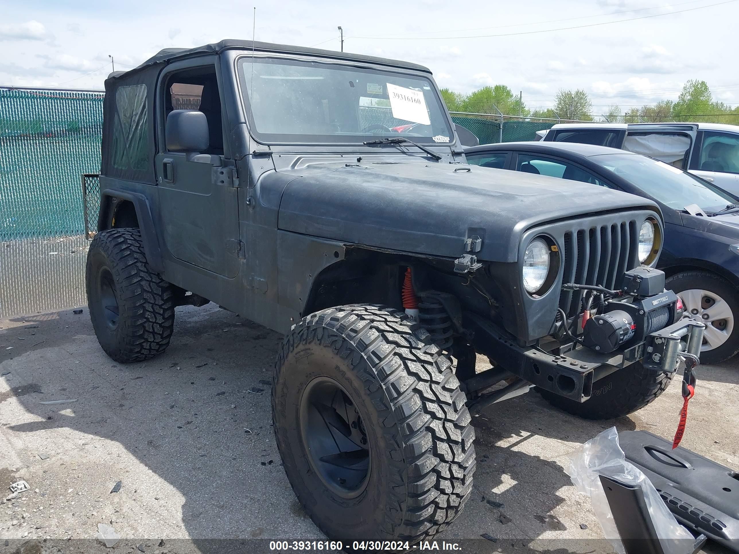 JEEP WRANGLER 2003 1j4fa39s83p373466