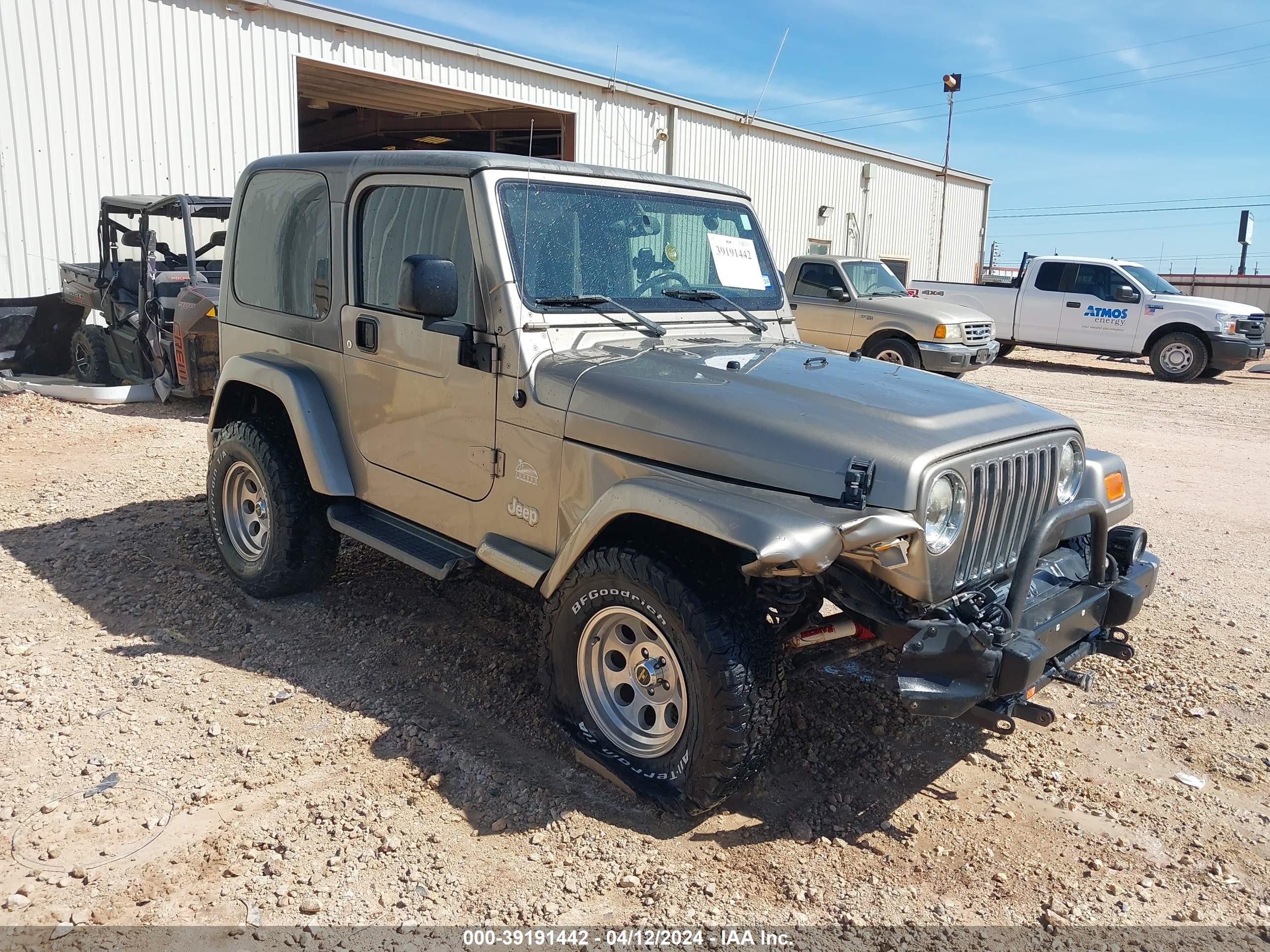 JEEP WRANGLER 2004 1j4fa59s14p764617