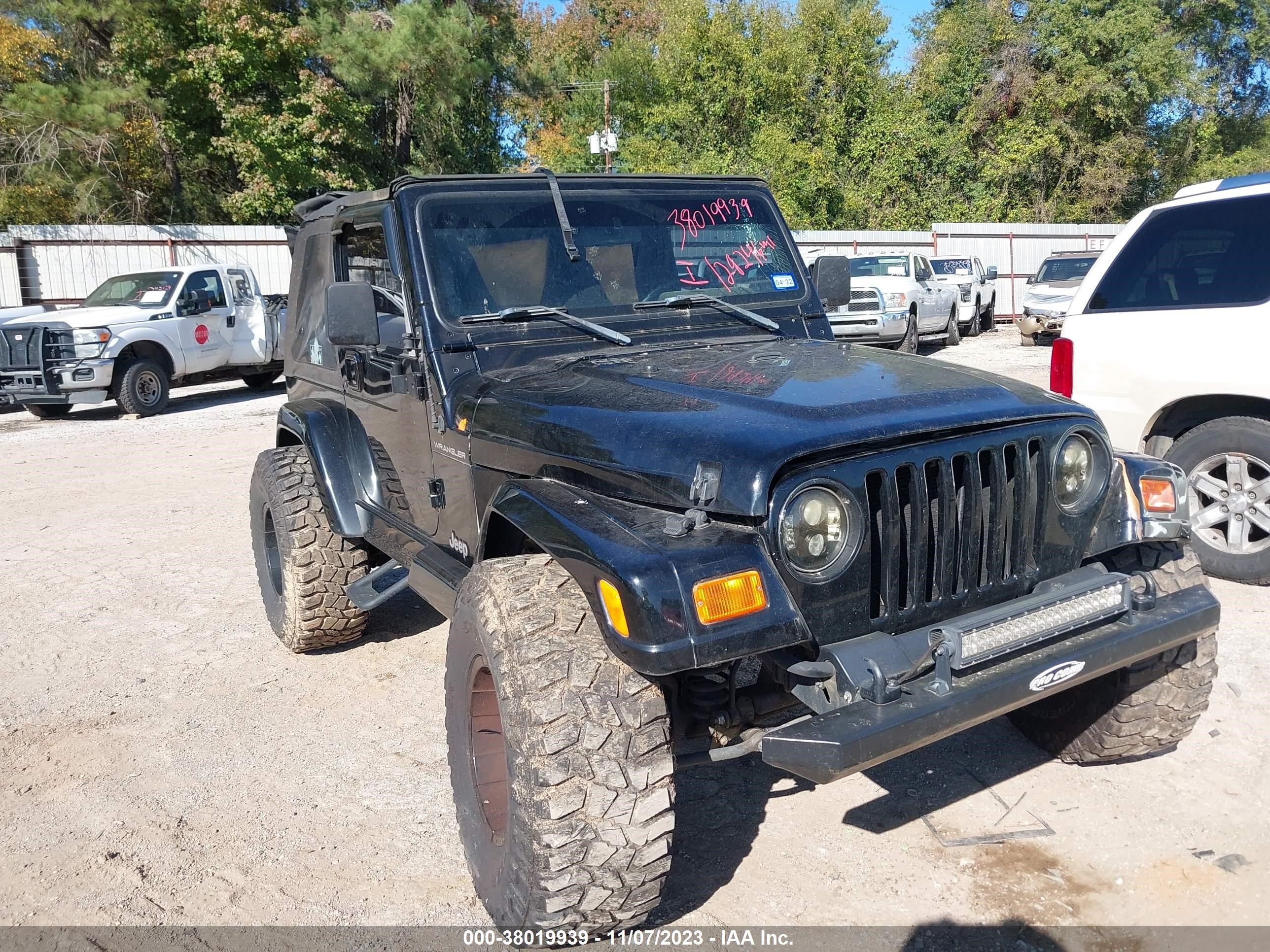 JEEP WRANGLER 2002 1j4fa59s42p702058