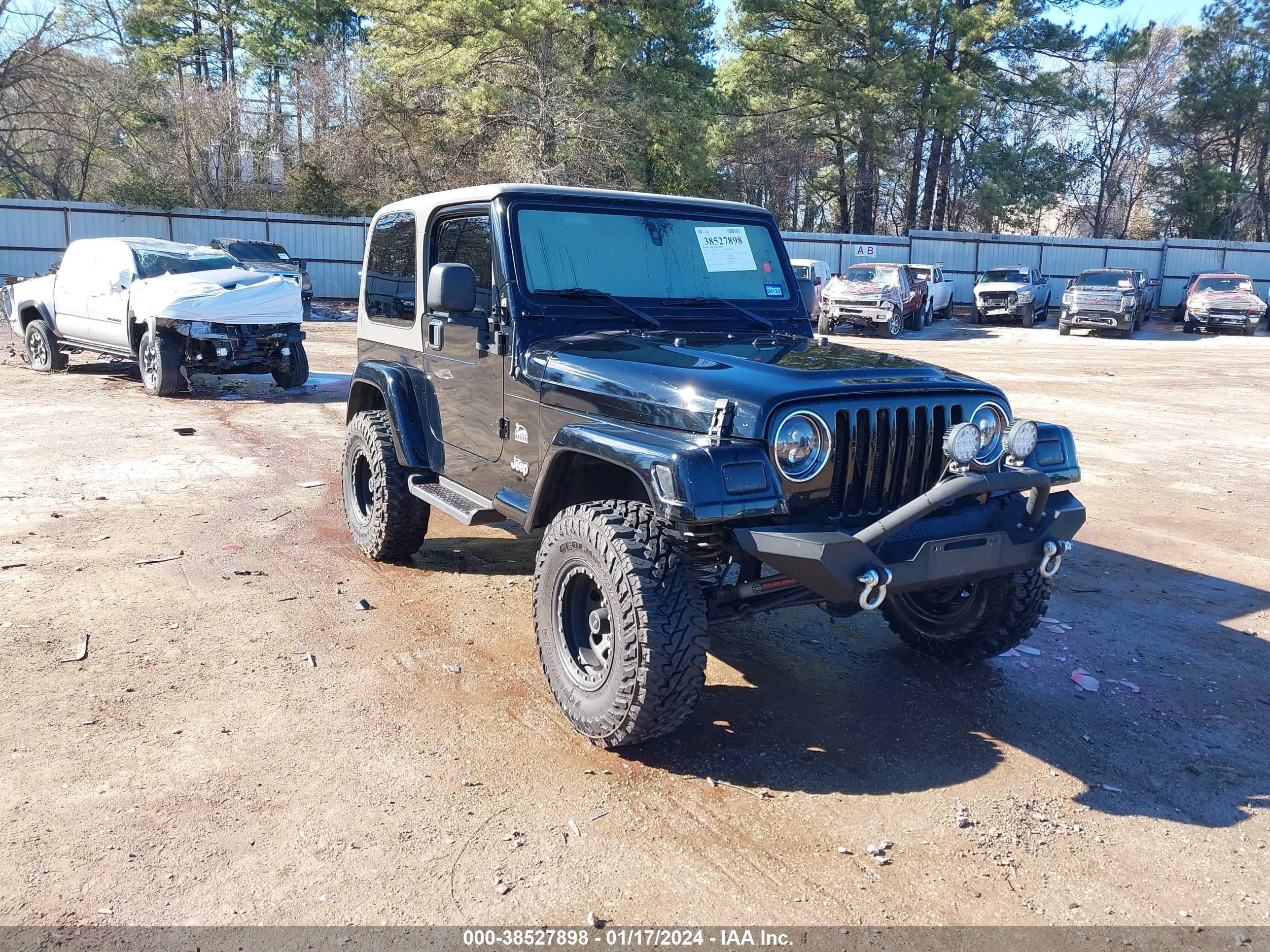 JEEP WRANGLER 2004 1j4fa59s44p762991