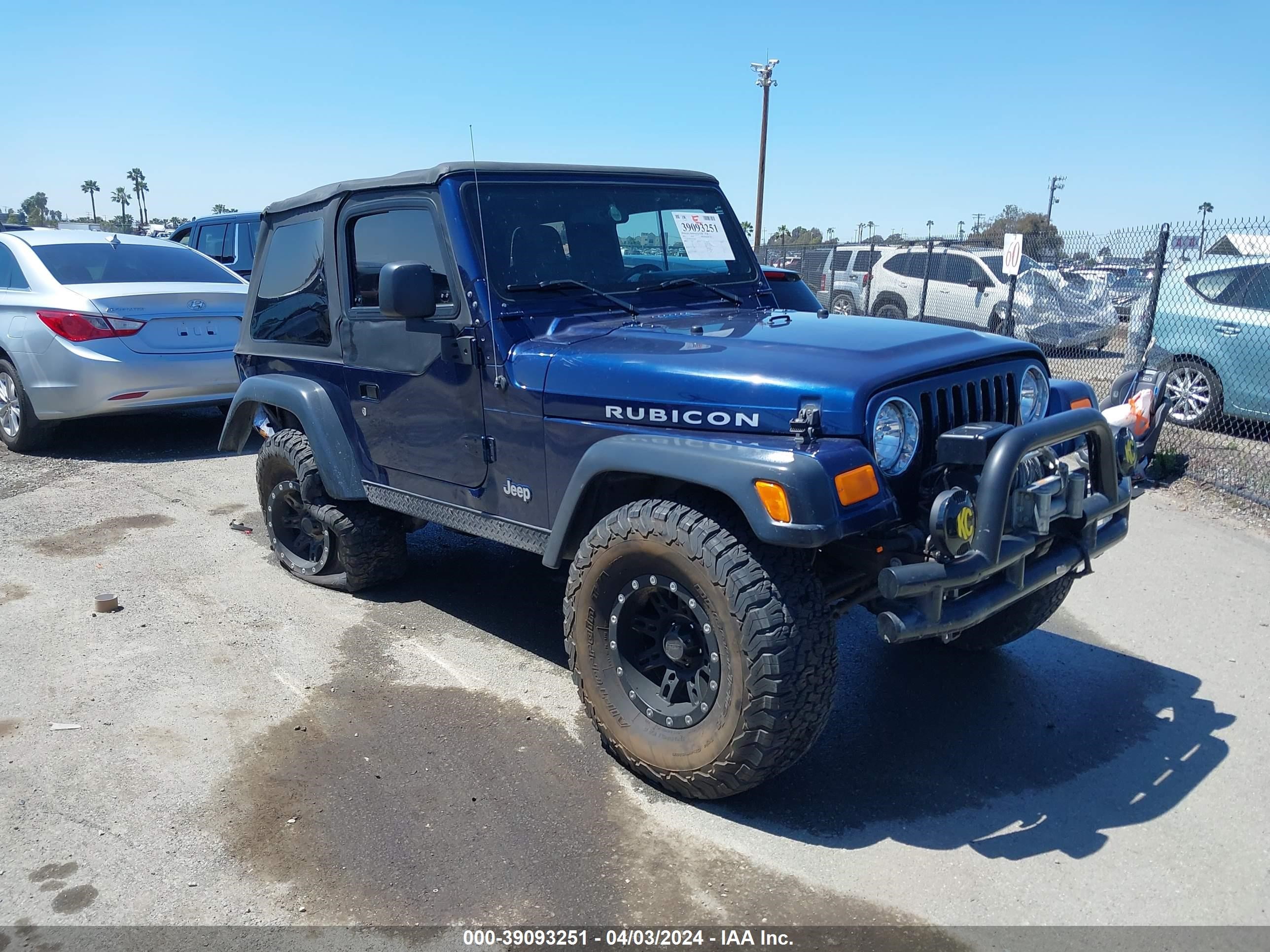 JEEP WRANGLER 2004 1j4fa69sx4p777243