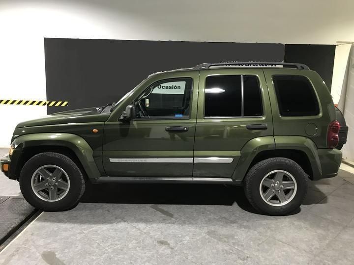 JEEP CHEROKEE 4X4 (FOUR WHEEL DRIVE). 2006 1j4g6c8566w246873