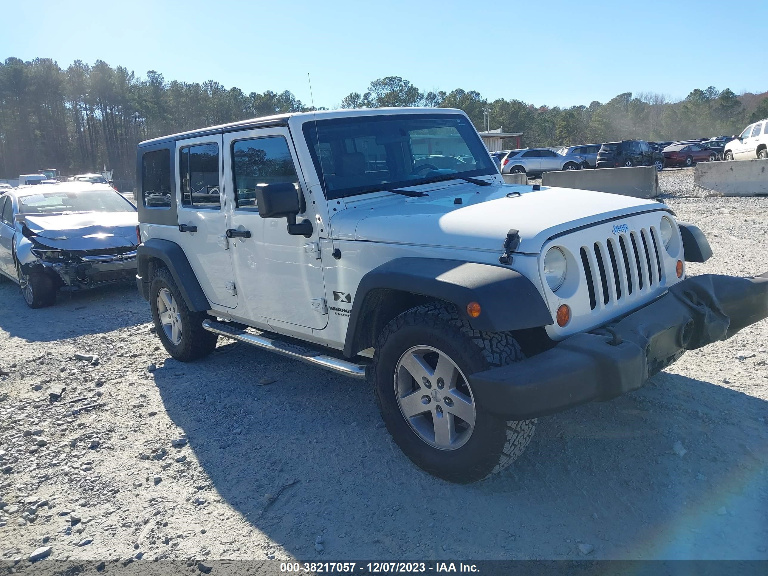 JEEP WRANGLER 2008 1j4gb39168l650607