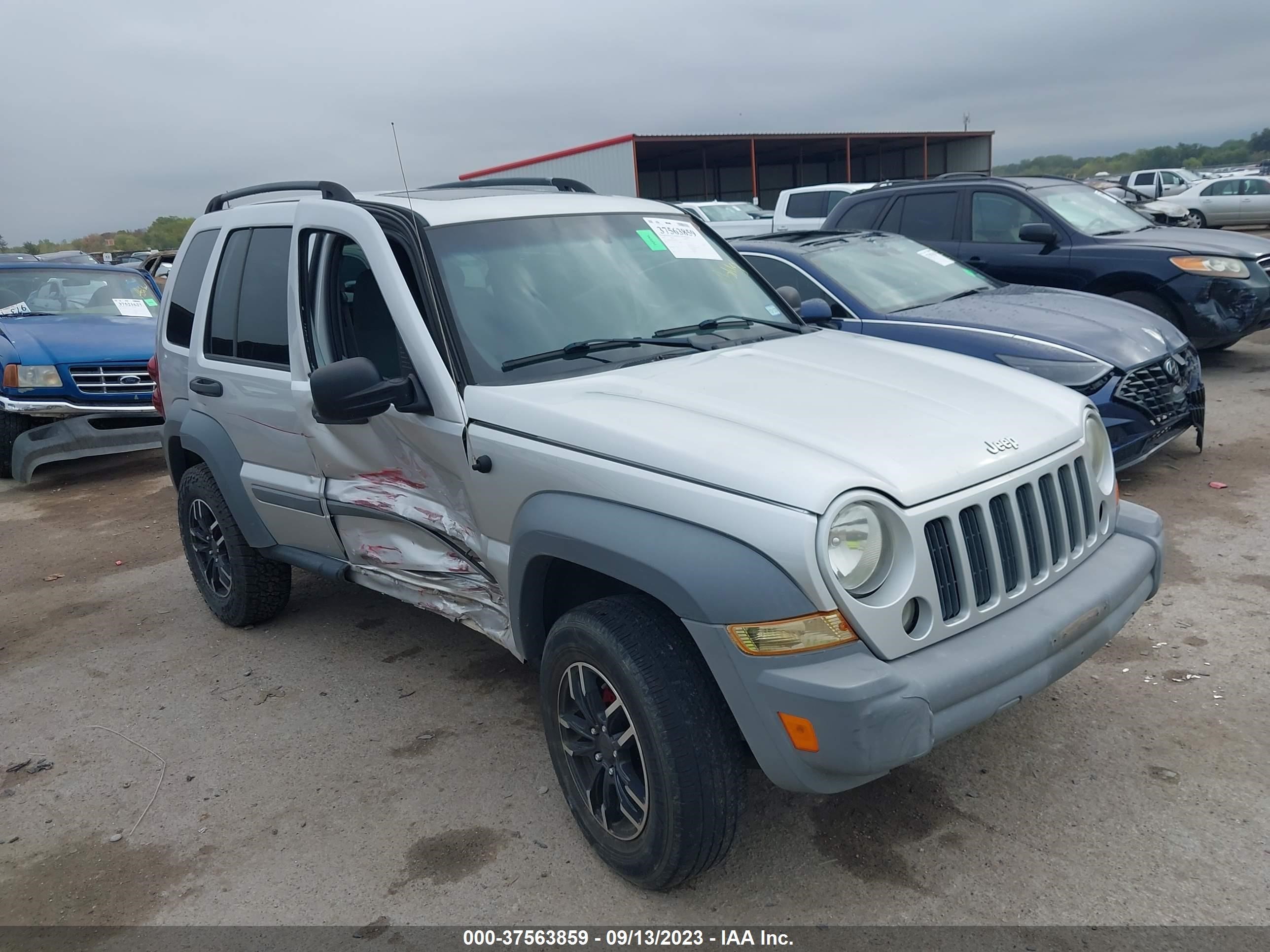 JEEP LIBERTY (NORTH AMERICA) 2005 1j4gk48k05w570939