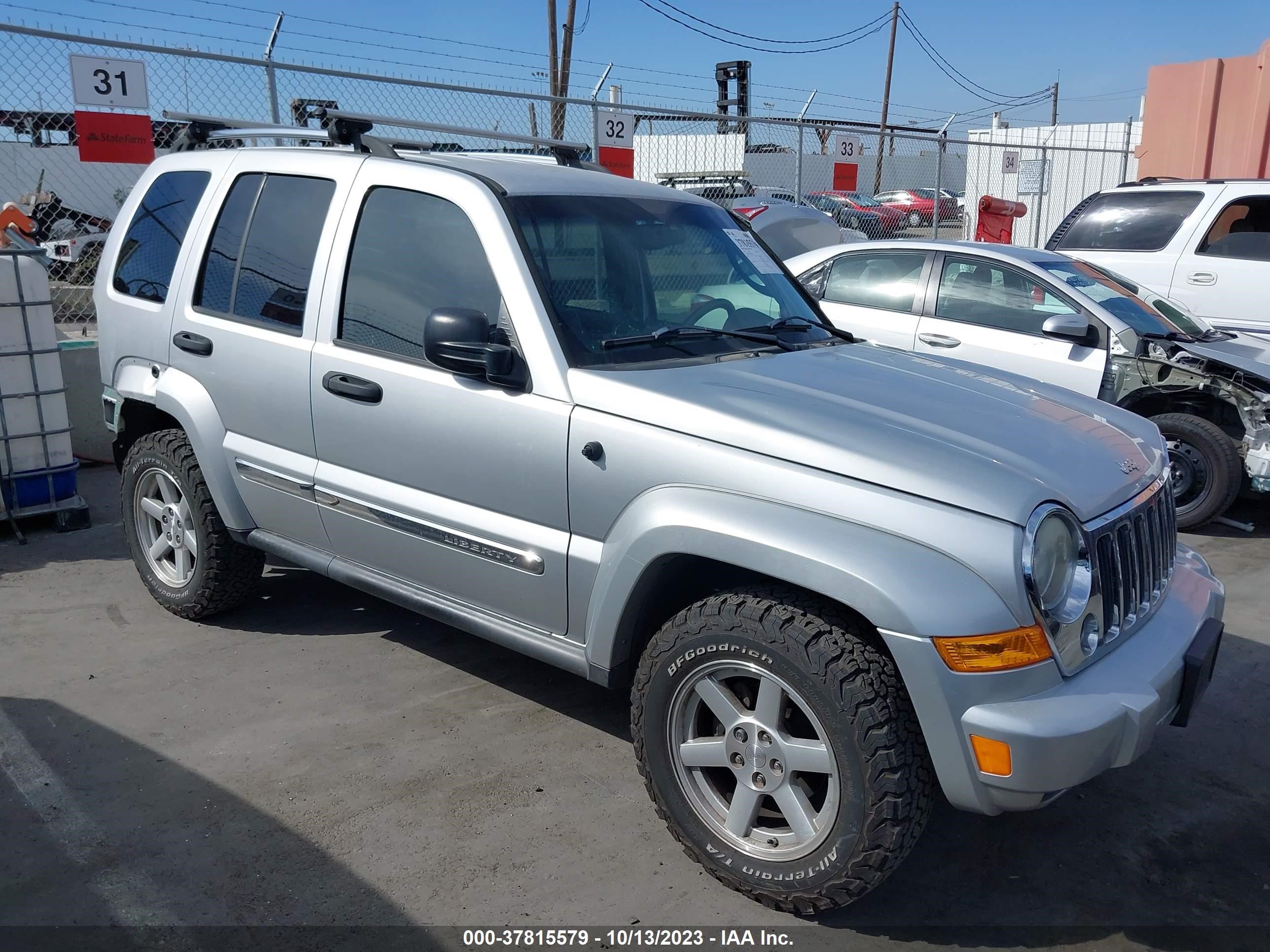 JEEP LIBERTY (NORTH AMERICA) 2005 1j4gk58k05w640459