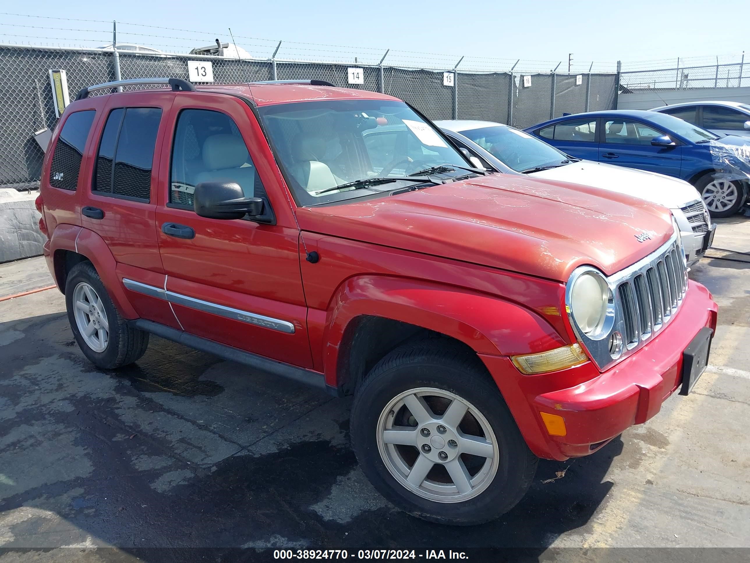 JEEP LIBERTY (NORTH AMERICA) 2005 1j4gk58k25w652032