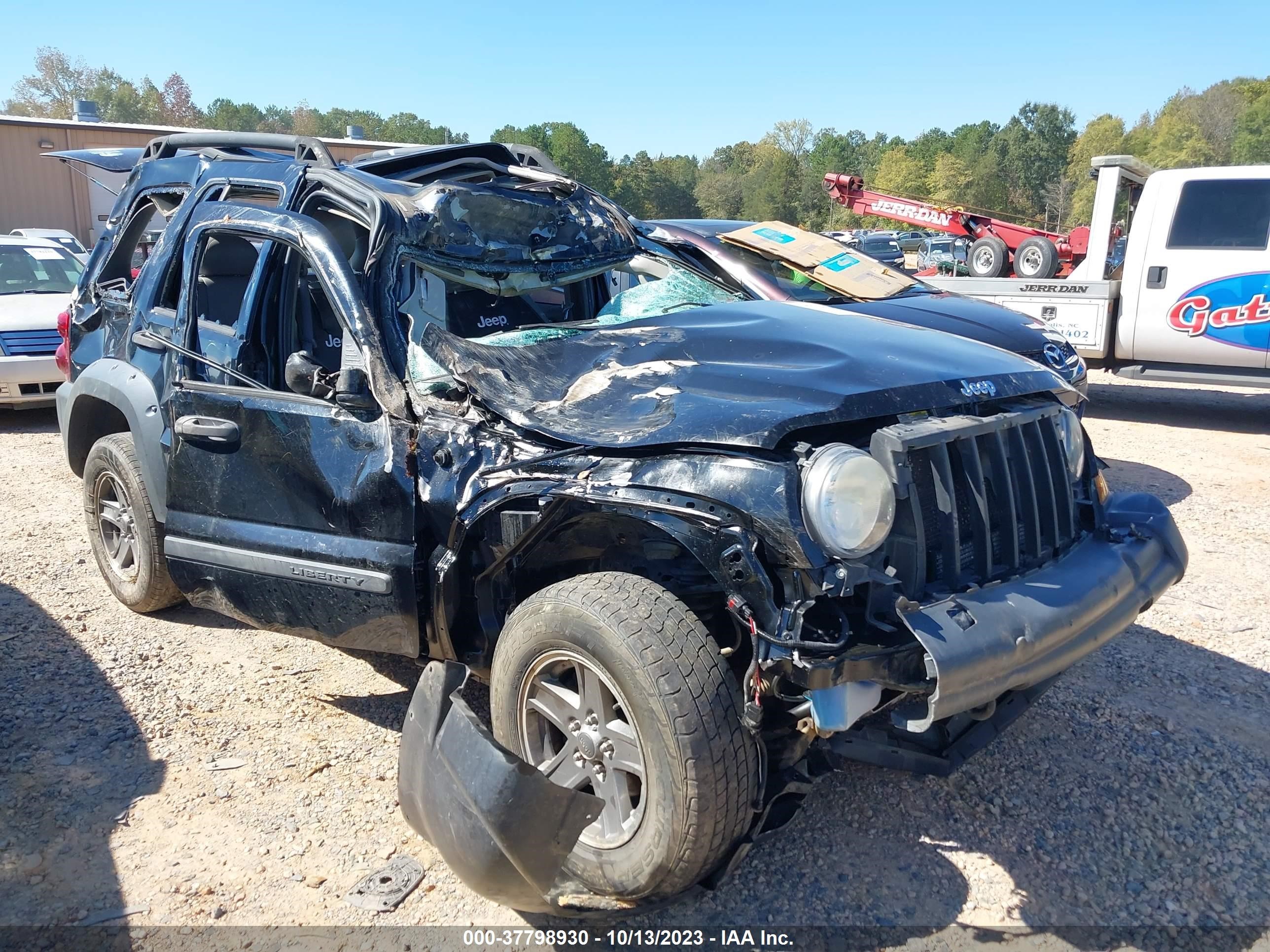 JEEP LIBERTY (NORTH AMERICA) 2005 1j4gl38k05w704887