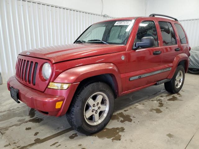 JEEP LIBERTY 2005 1j4gl38k15w645591