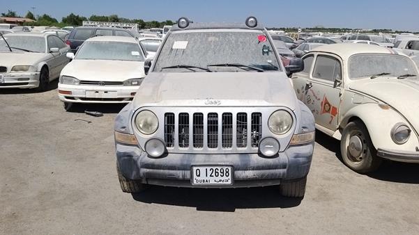 JEEP GRAND CHEROKEE 2005 1j4gl38k55w608477