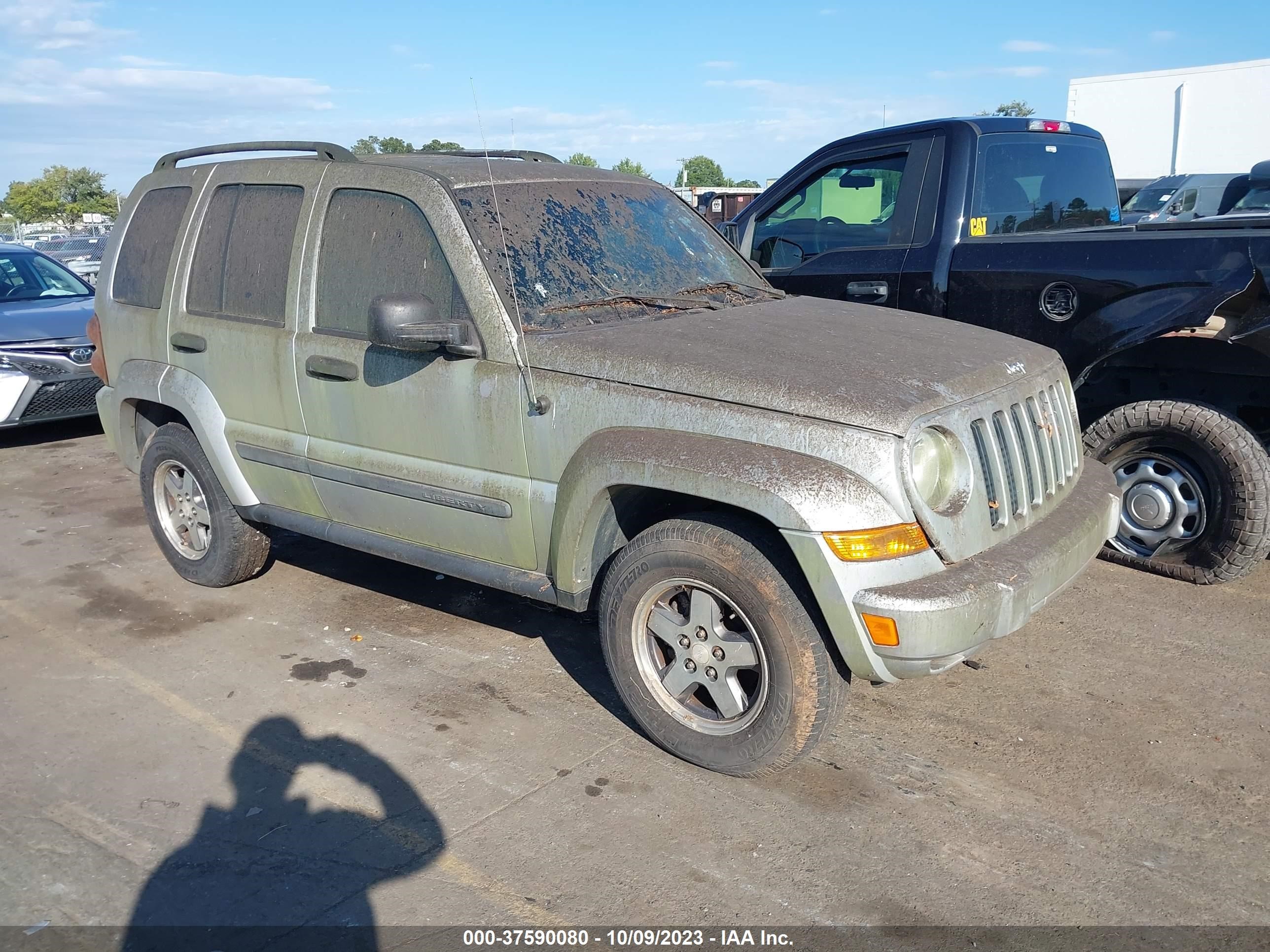 JEEP LIBERTY (NORTH AMERICA) 2005 1j4gl38k75w641755