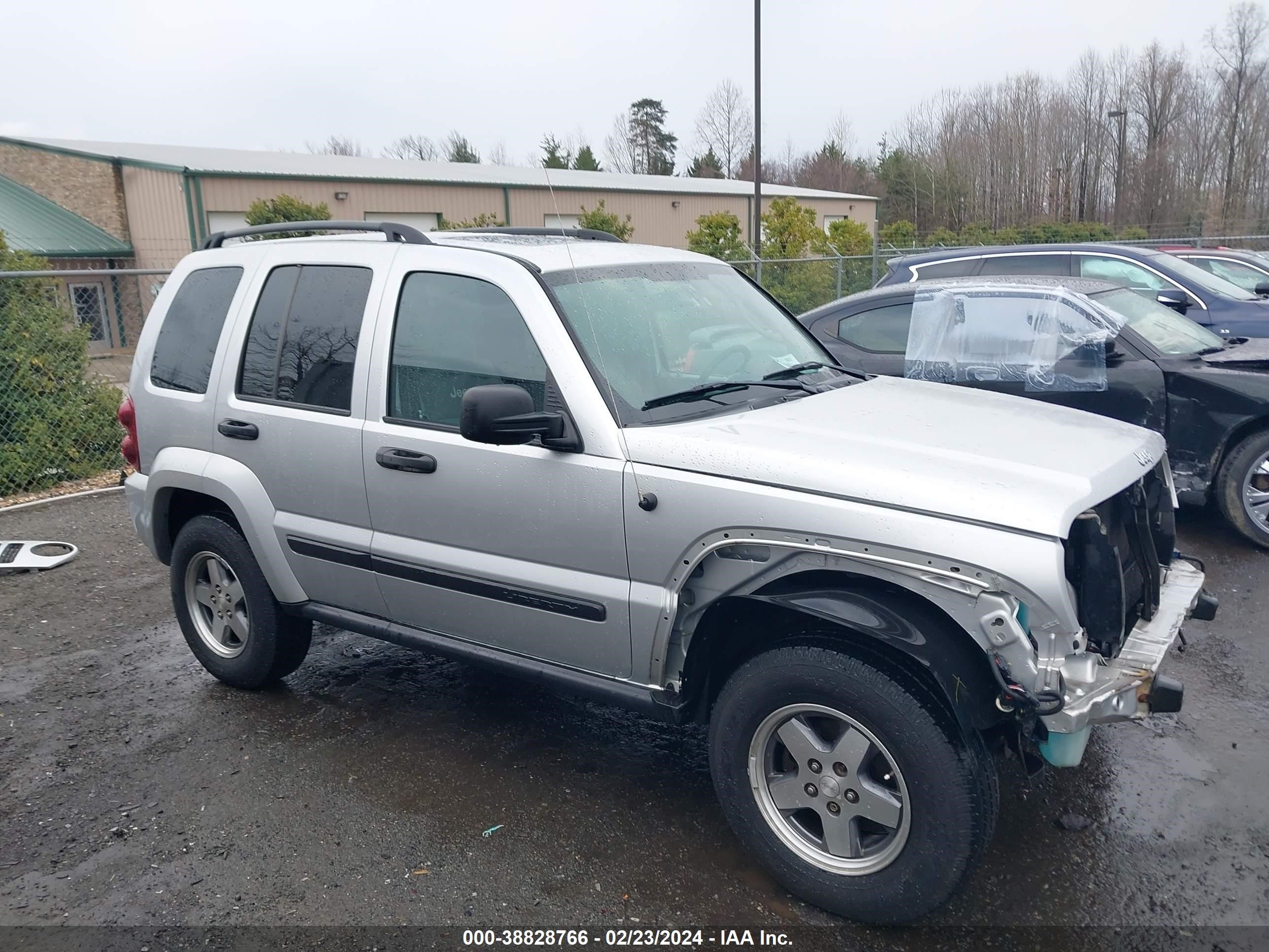 JEEP LIBERTY (NORTH AMERICA) 2005 1j4gl38k95w688298