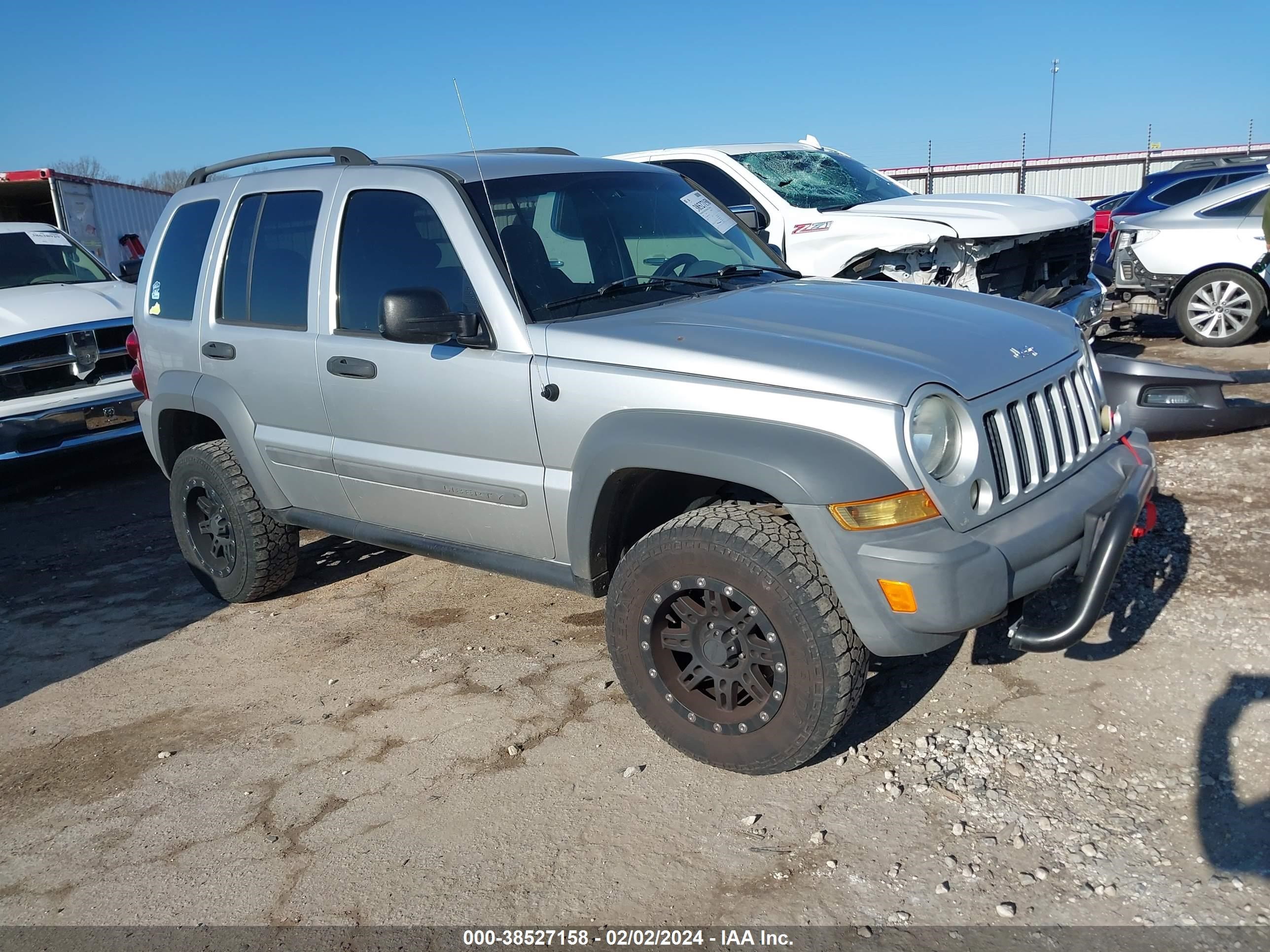 JEEP LIBERTY (NORTH AMERICA) 2005 1j4gl48k15w507054