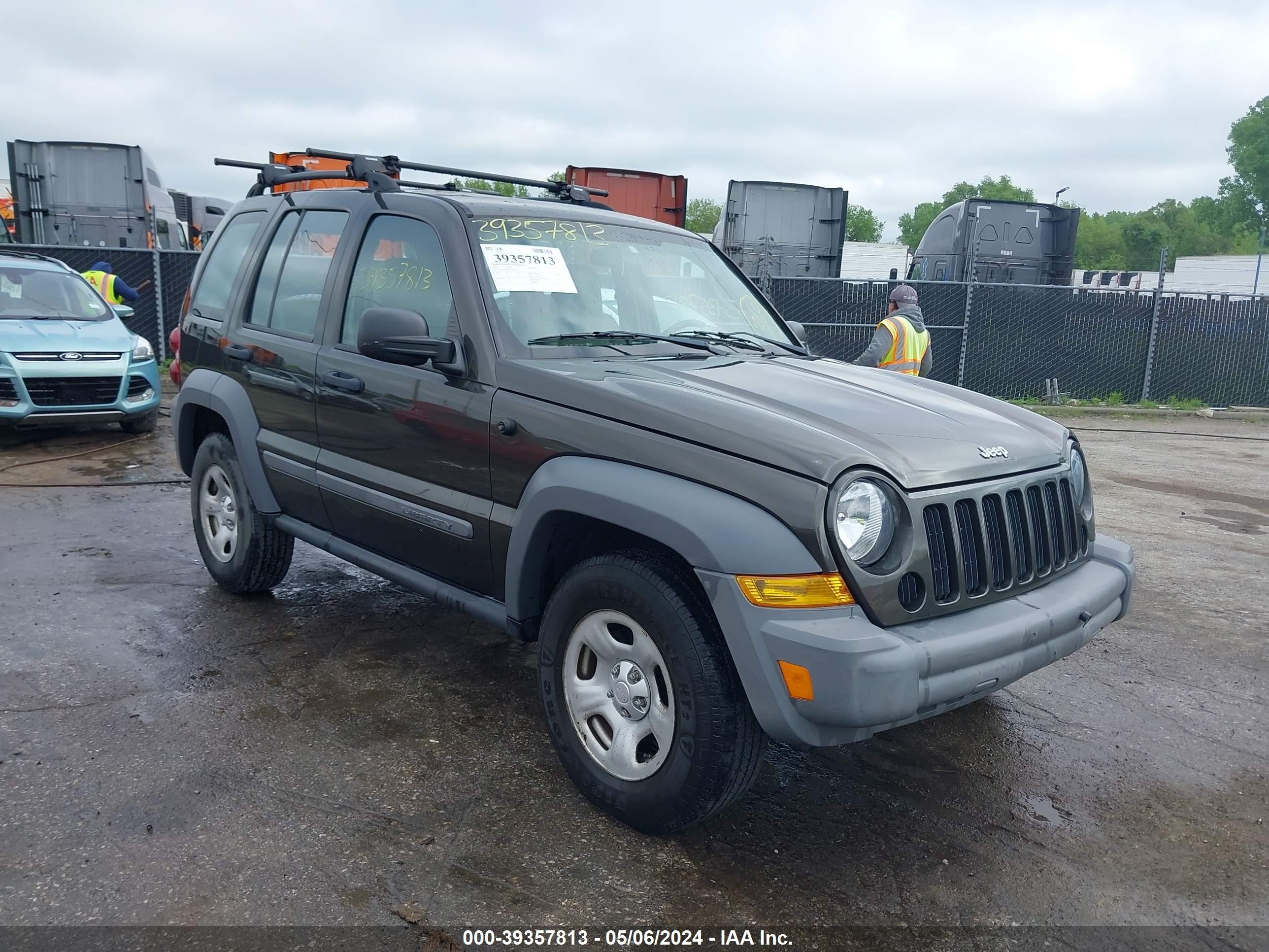 JEEP LIBERTY (NORTH AMERICA) 2005 1j4gl48k65w553558