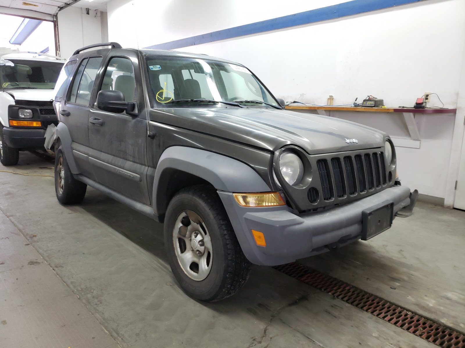 JEEP LIBERTY SP 2005 1j4gl48k75w634956