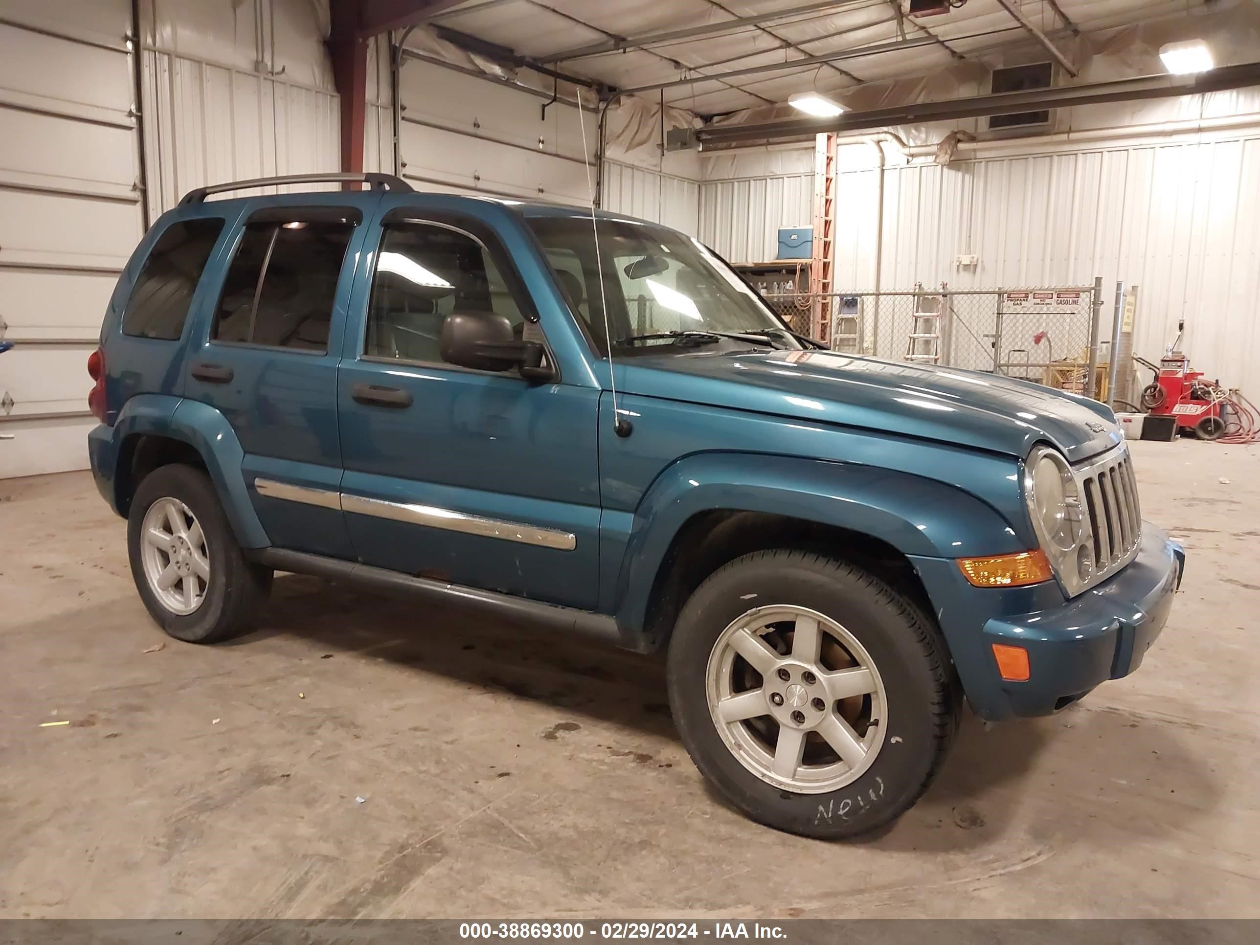 JEEP LIBERTY (NORTH AMERICA) 2005 1j4gl58k85w546892