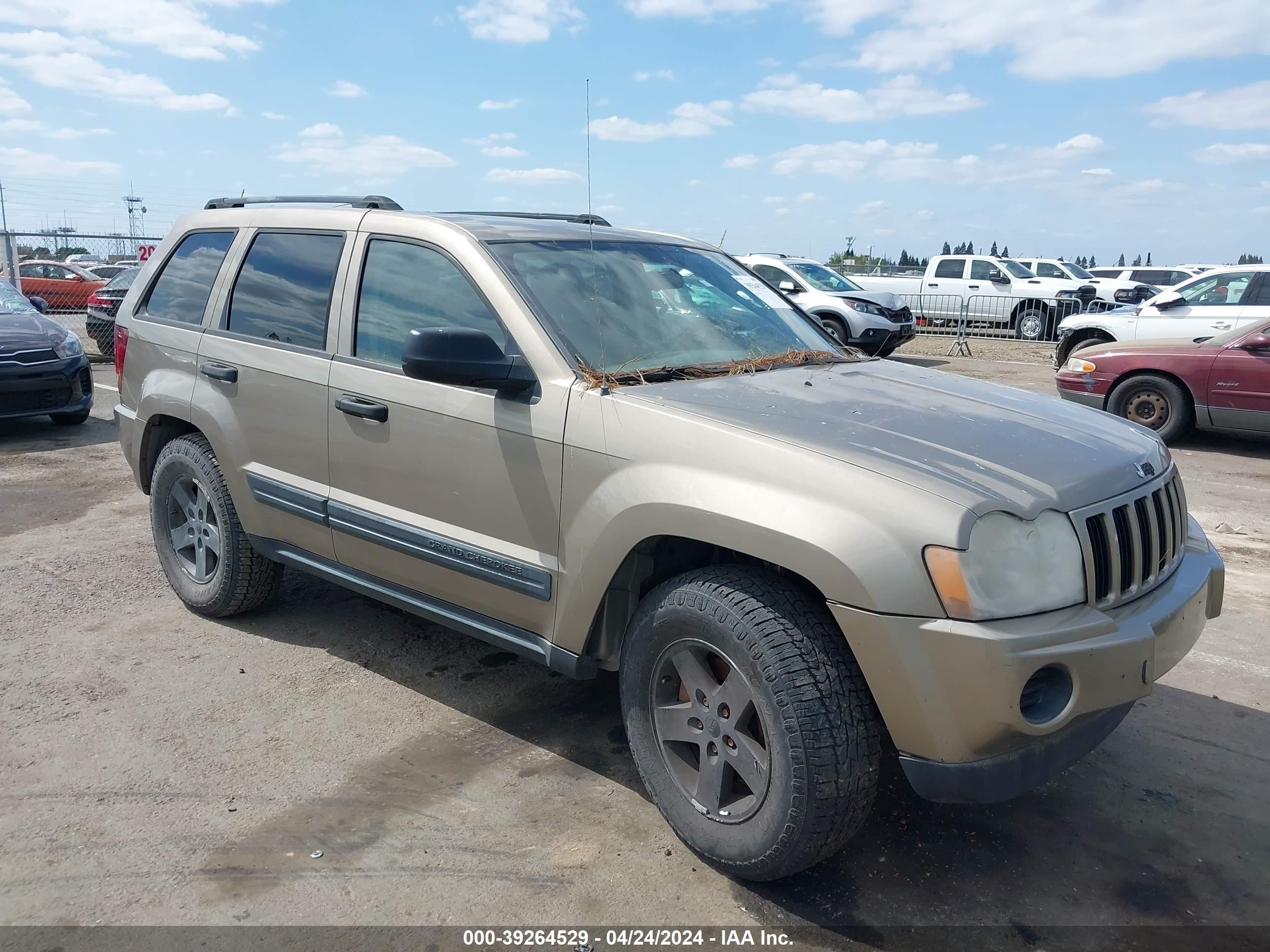 JEEP GRAND CHEROKEE 2005 1j4gr48k05c580626