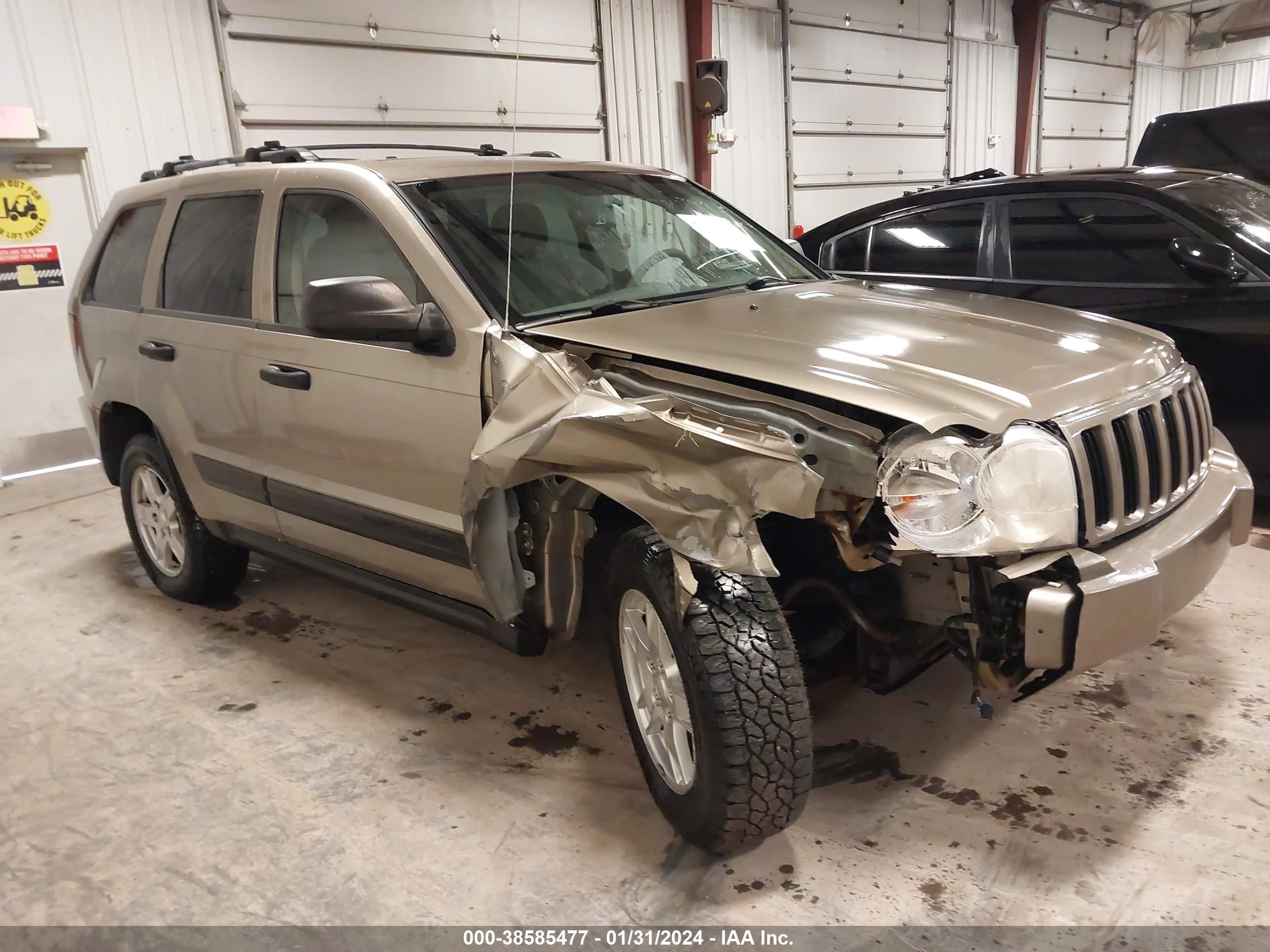 JEEP GRAND CHEROKEE 2005 1j4gr48k05c695761