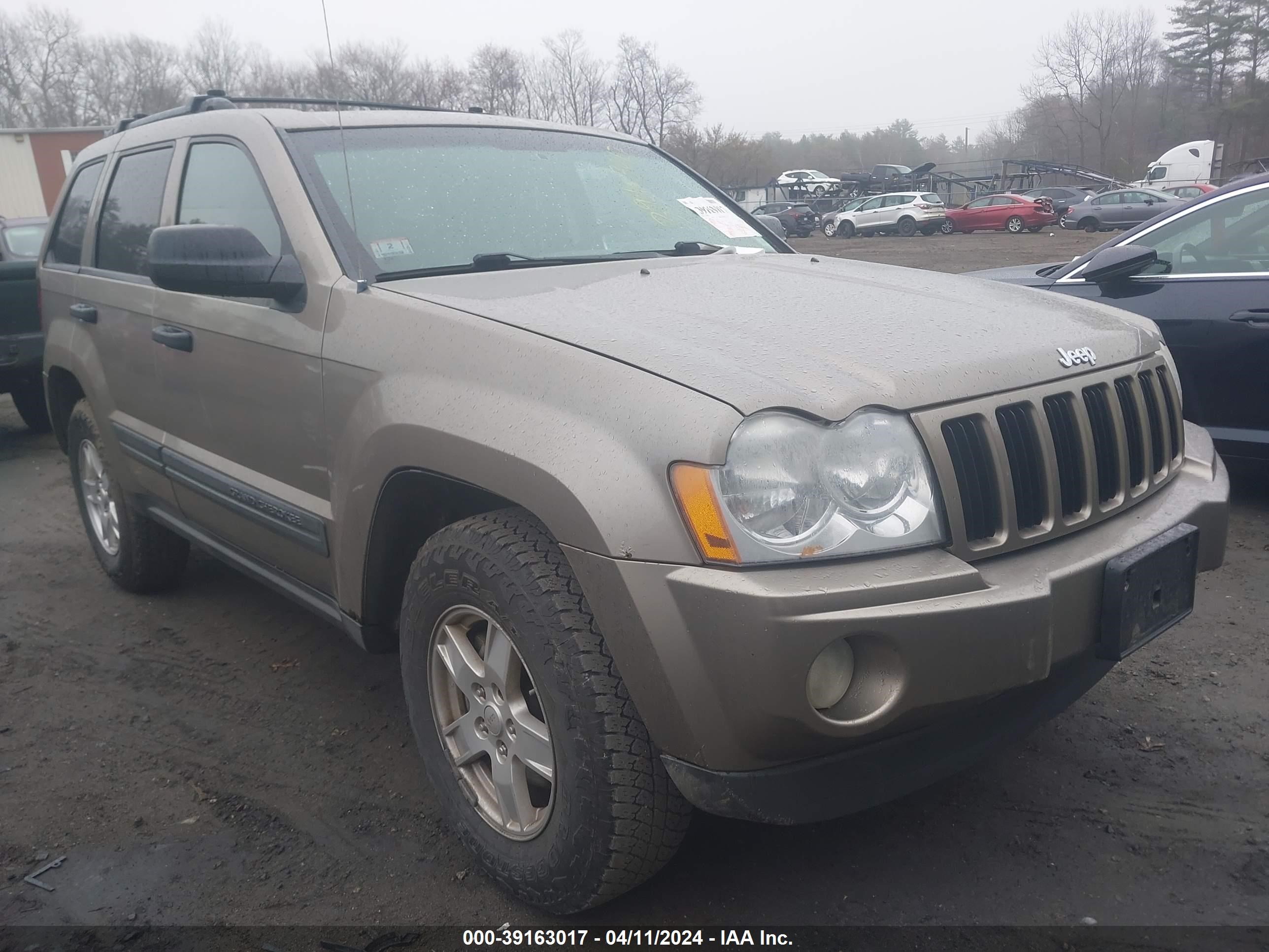 JEEP GRAND CHEROKEE 2005 1j4gr48k15c610927