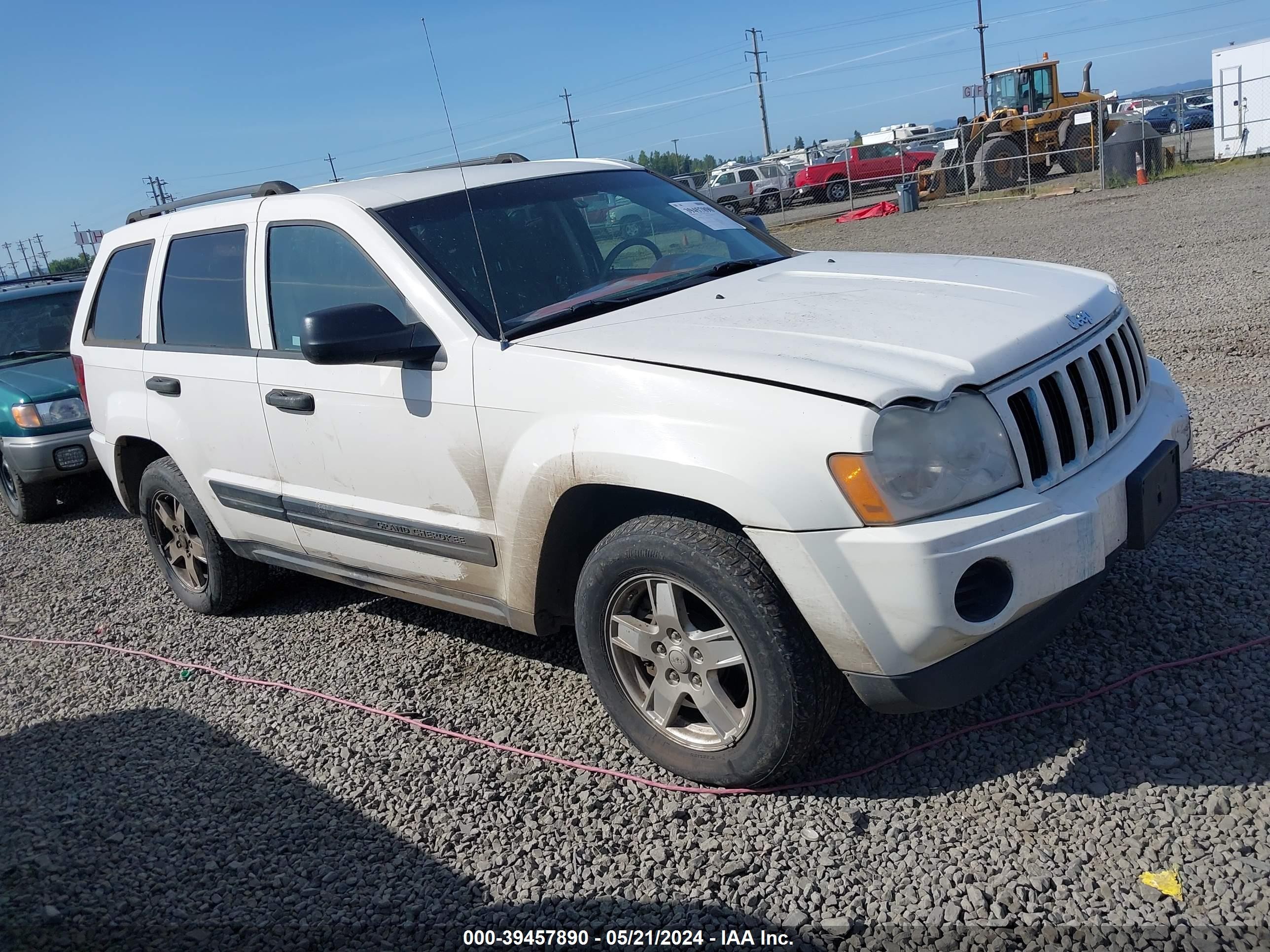 JEEP GRAND CHEROKEE 2005 1j4gr48k25c581261