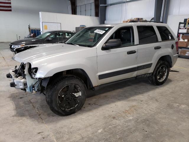 JEEP GRAND CHEROKEE 2005 1j4gr48k35c721883