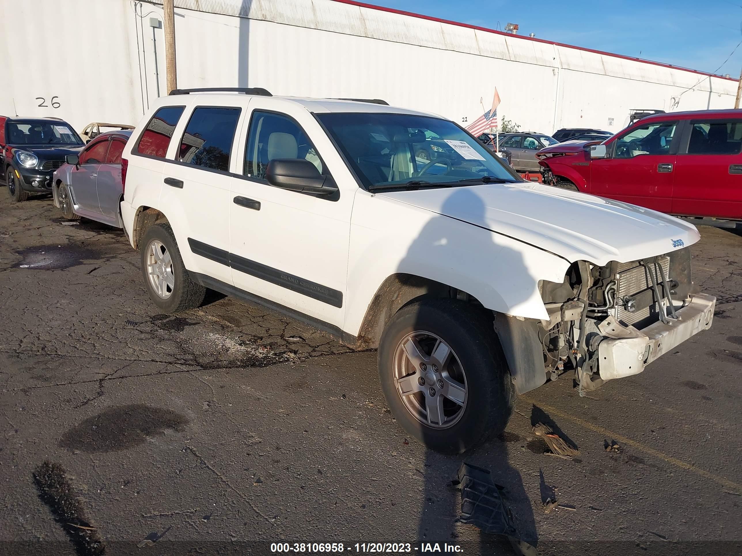 JEEP GRAND CHEROKEE 2005 1j4gr48k55c580427