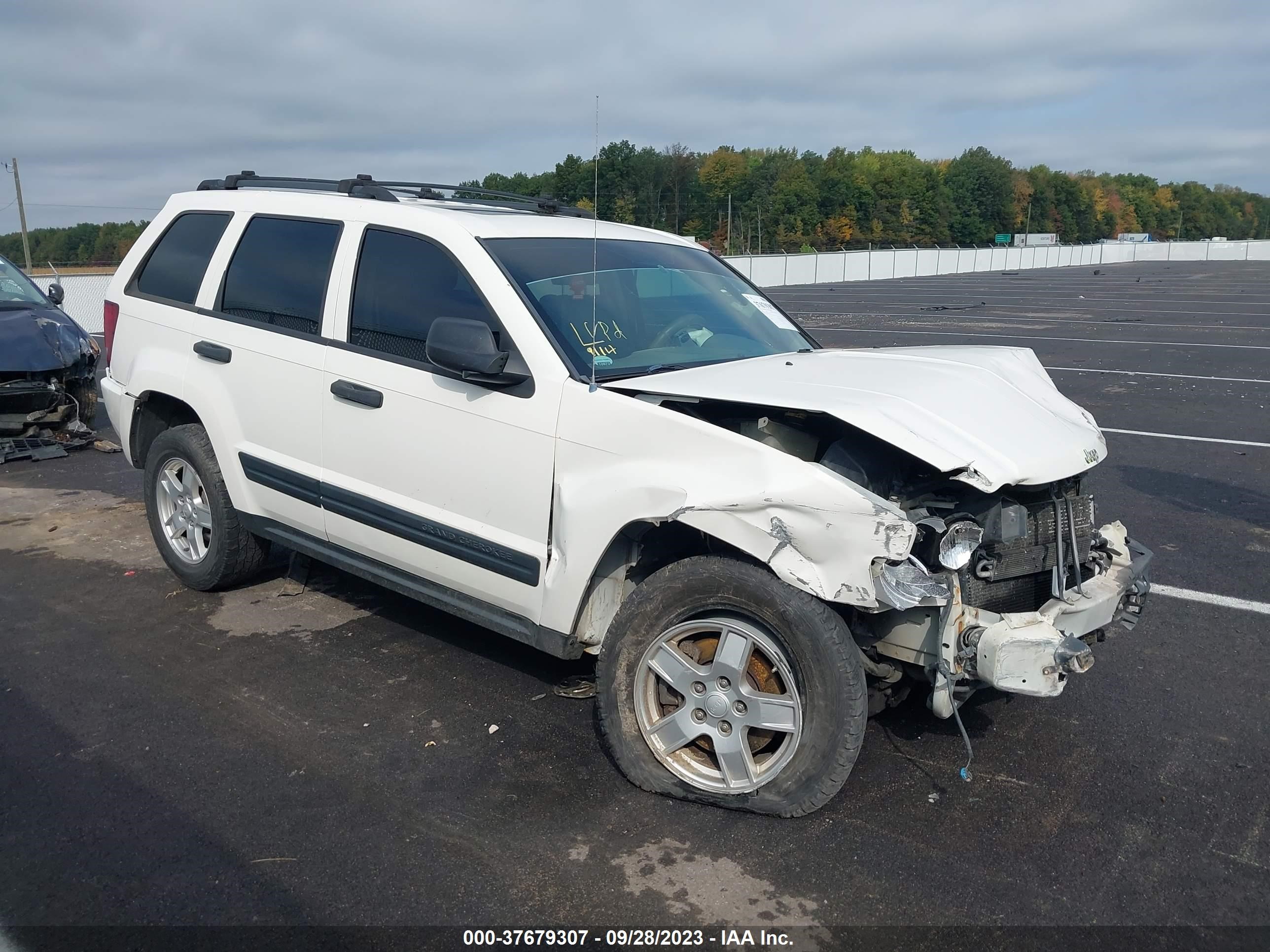 JEEP GRAND CHEROKEE 2005 1j4gr48k55c623129