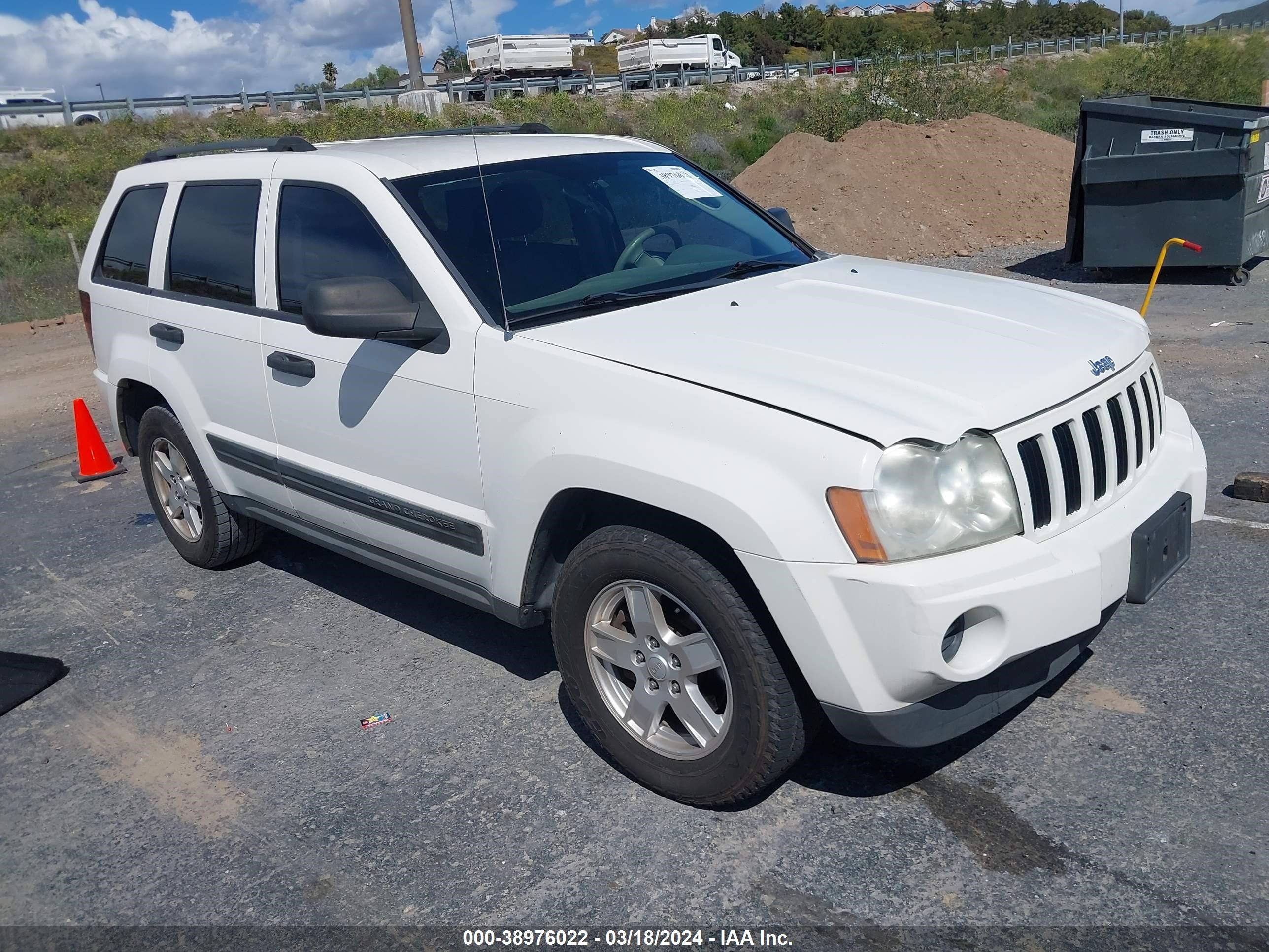 JEEP GRAND CHEROKEE 2005 1j4gr48k55c707452