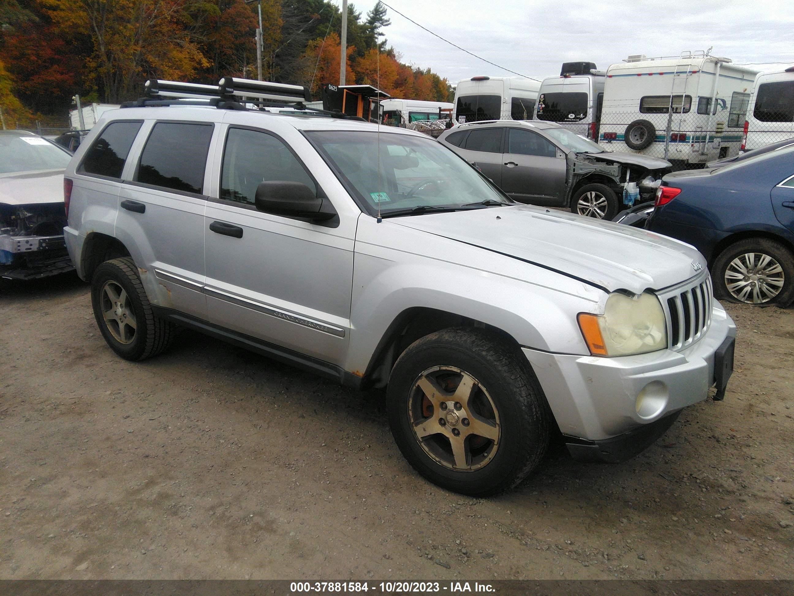 JEEP GRAND CHEROKEE 2005 1j4gr48k85c645576