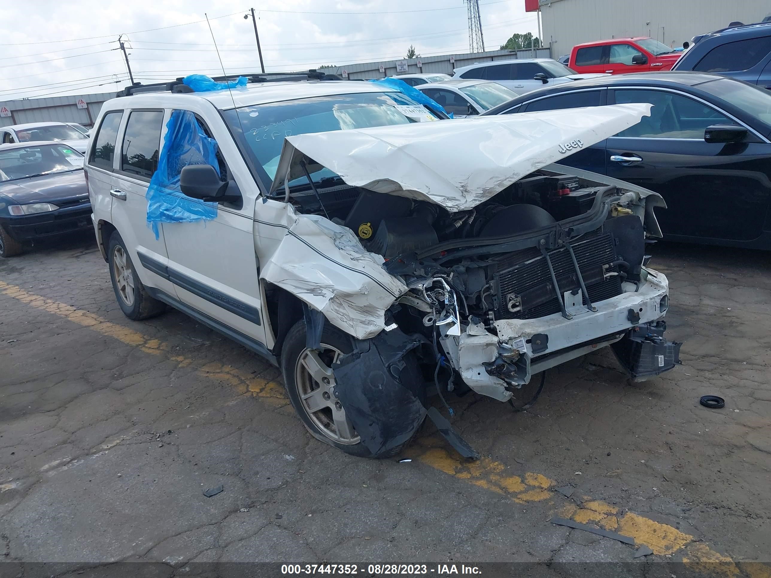 JEEP GRAND CHEROKEE 2005 1j4gs48k55c656409