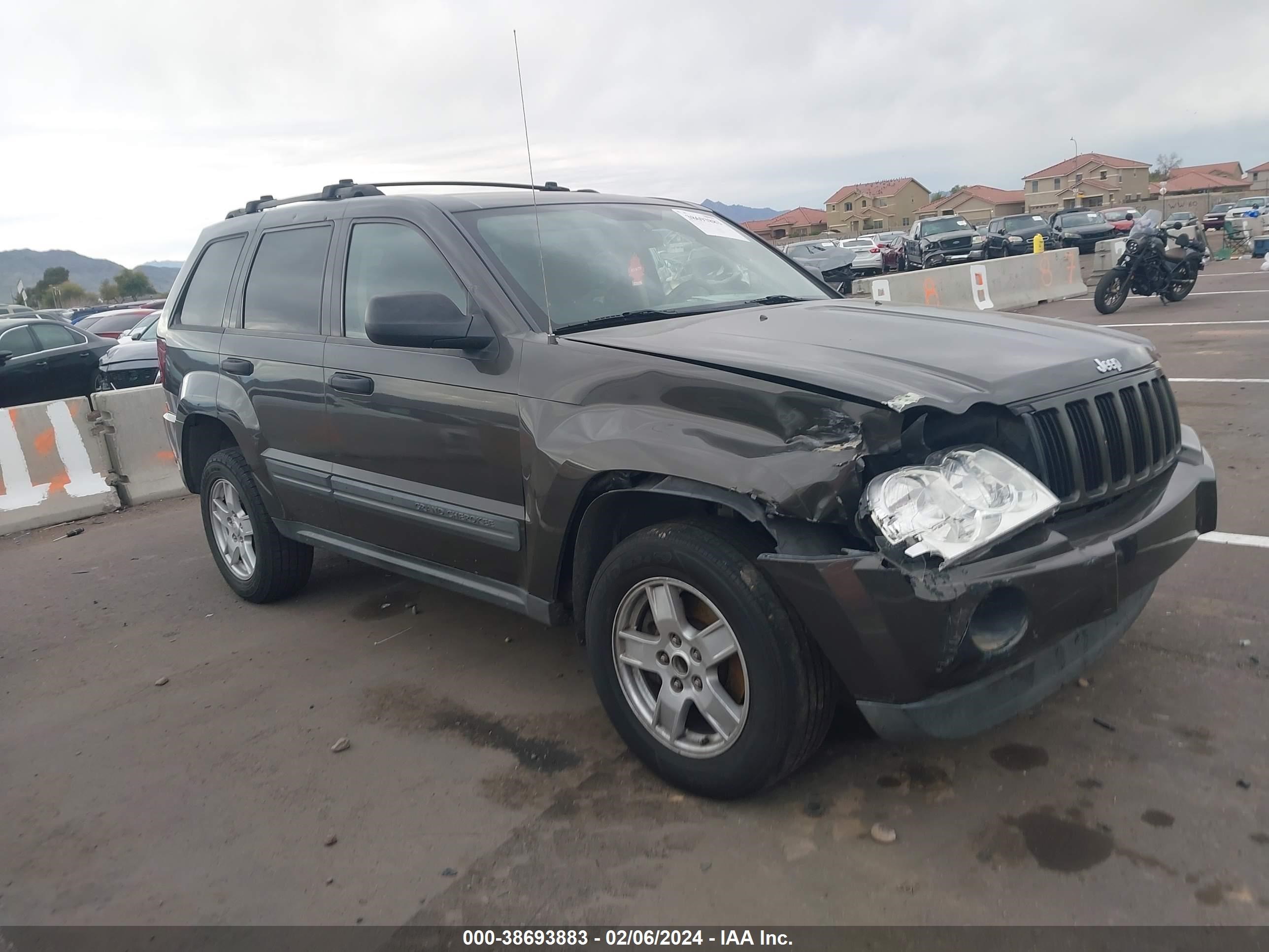 JEEP GRAND CHEROKEE 2005 1j4gs48k55c681844