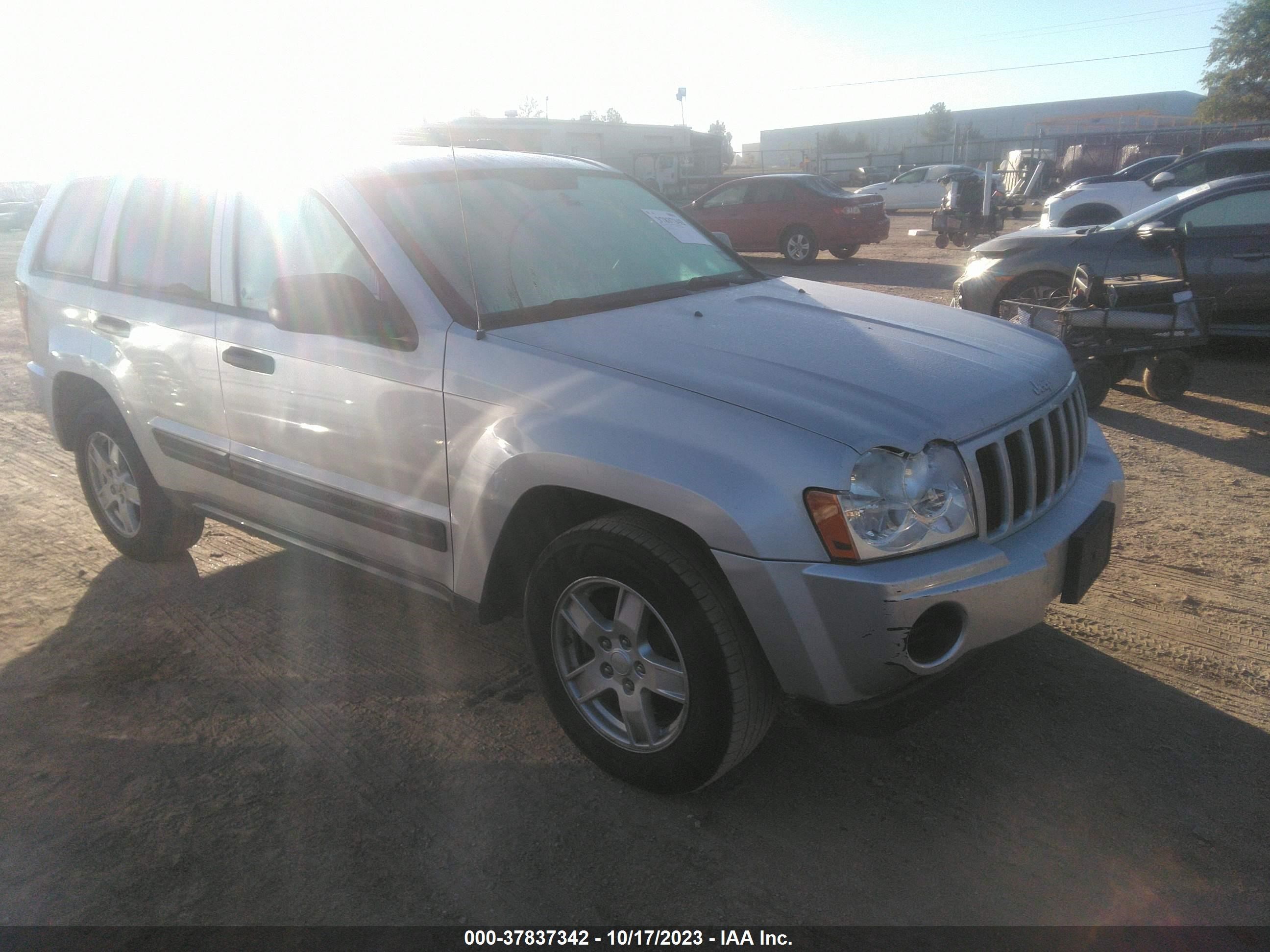 JEEP GRAND CHEROKEE 2005 1j4gs48k85c632928