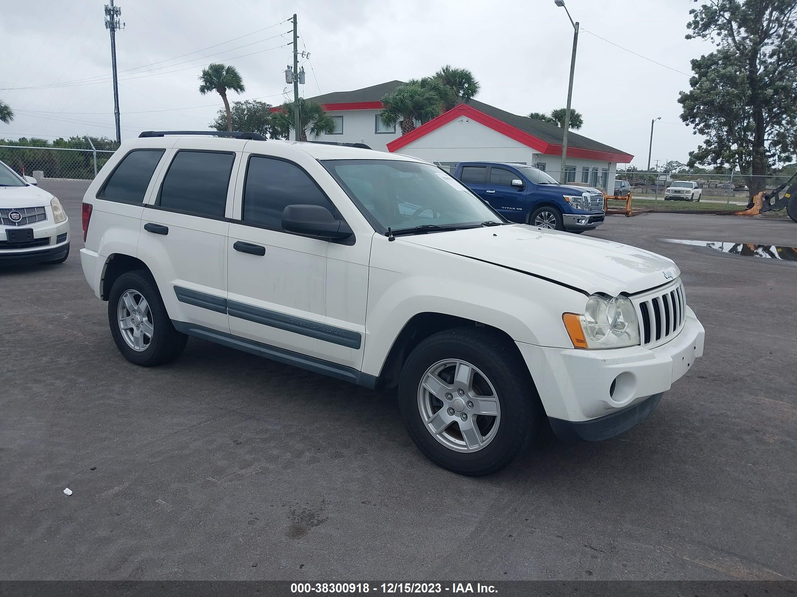 JEEP GRAND CHEROKEE 2006 1j4gs48kx6c348637