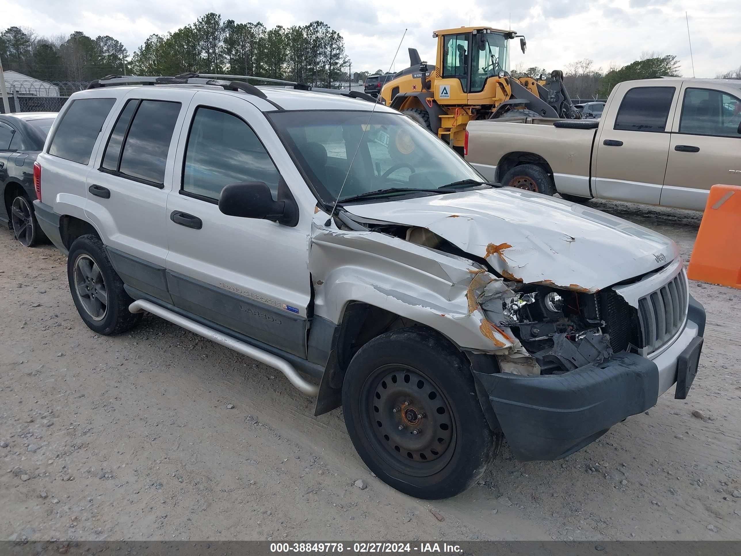 JEEP GRAND CHEROKEE 2004 1j4gw48s04c181447