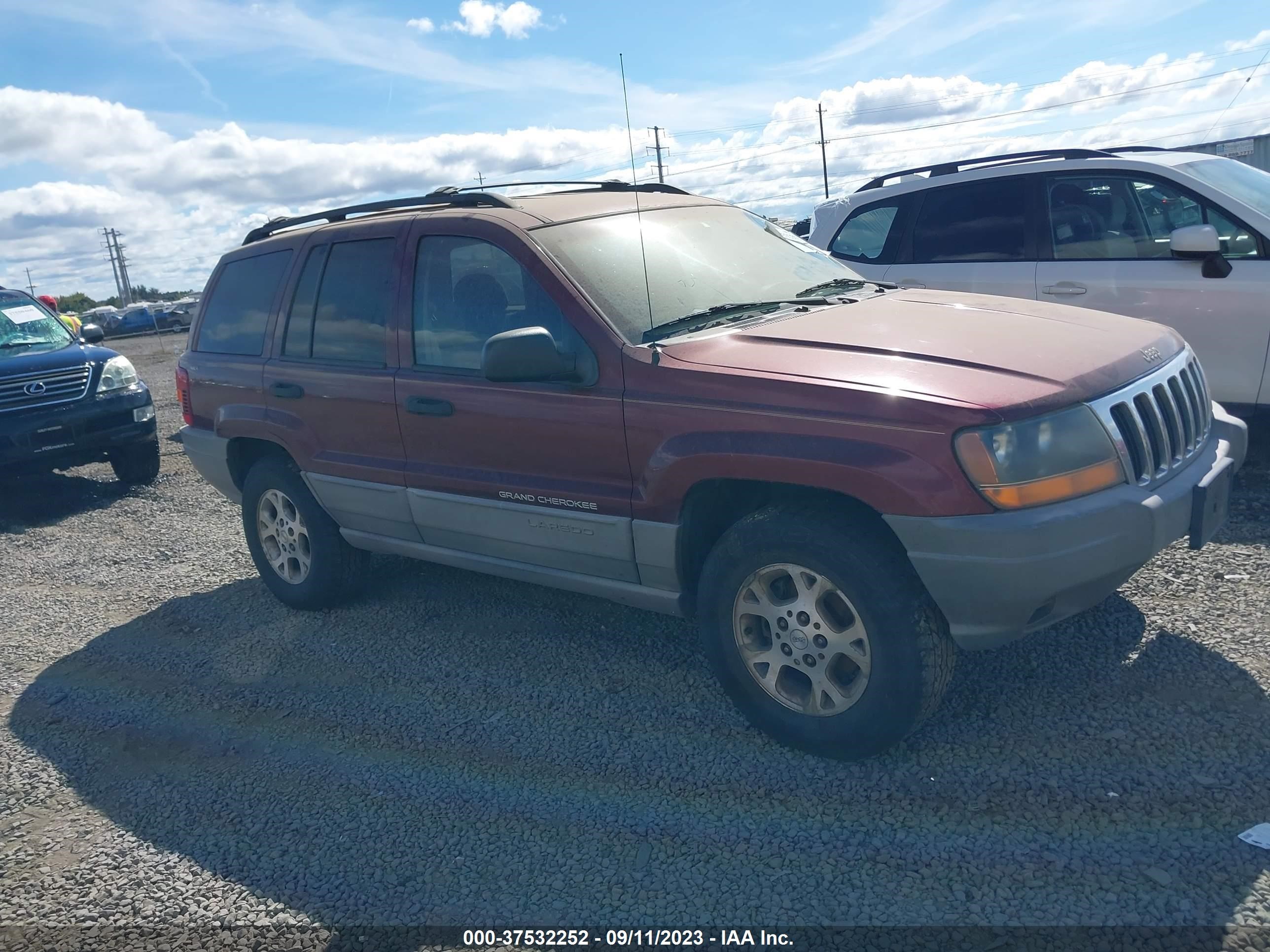 JEEP GRAND CHEROKEE 2000 1j4gw48s3yc123936