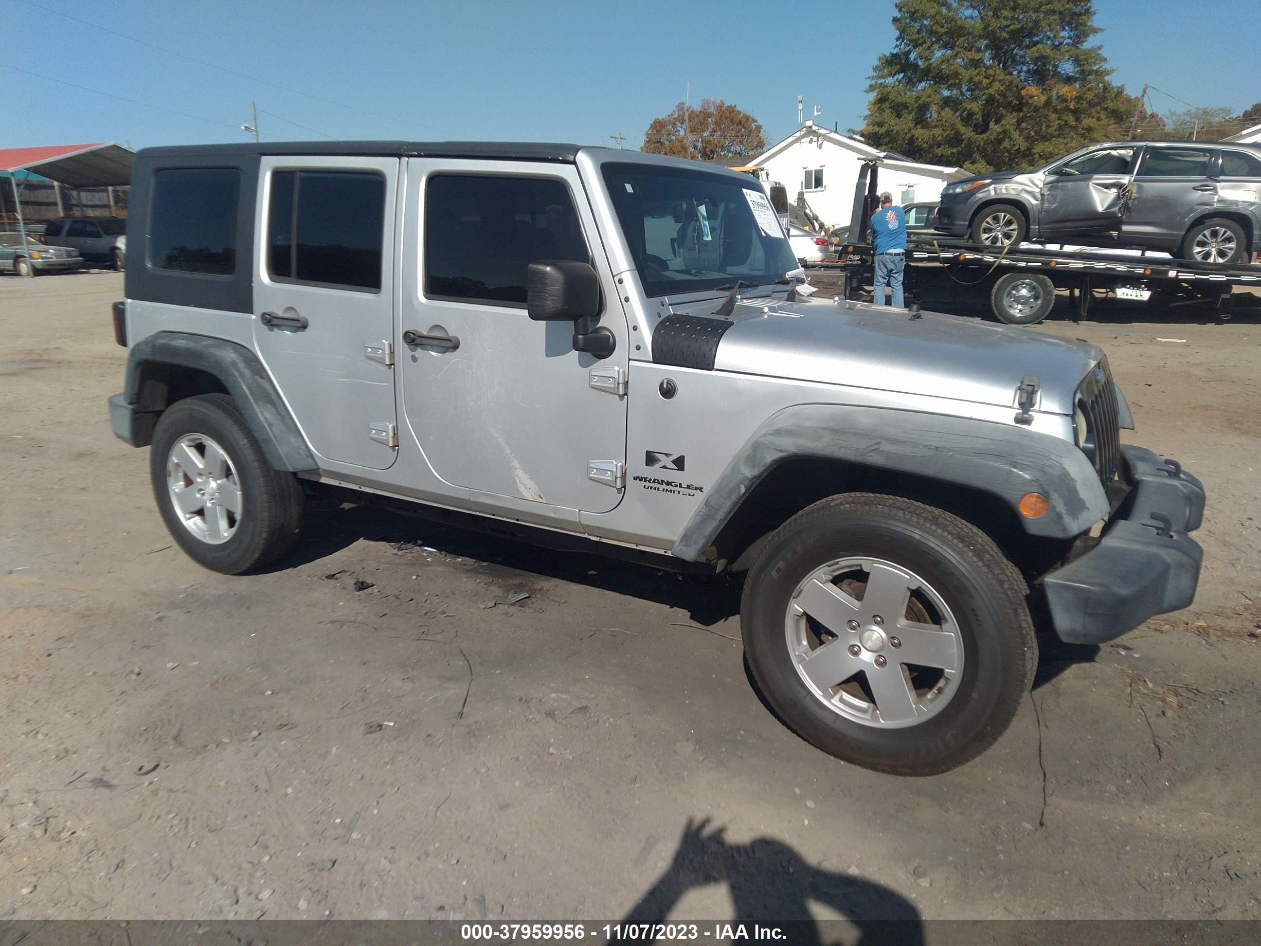 JEEP WRANGLER 2009 1j4gz39109l731213