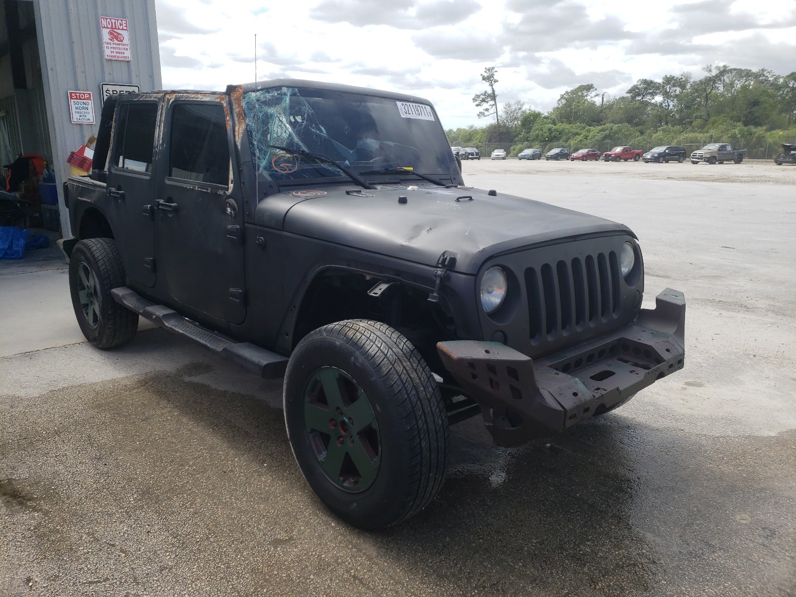 JEEP WRANGLER U 2011 1j4ha5h1xbl568388