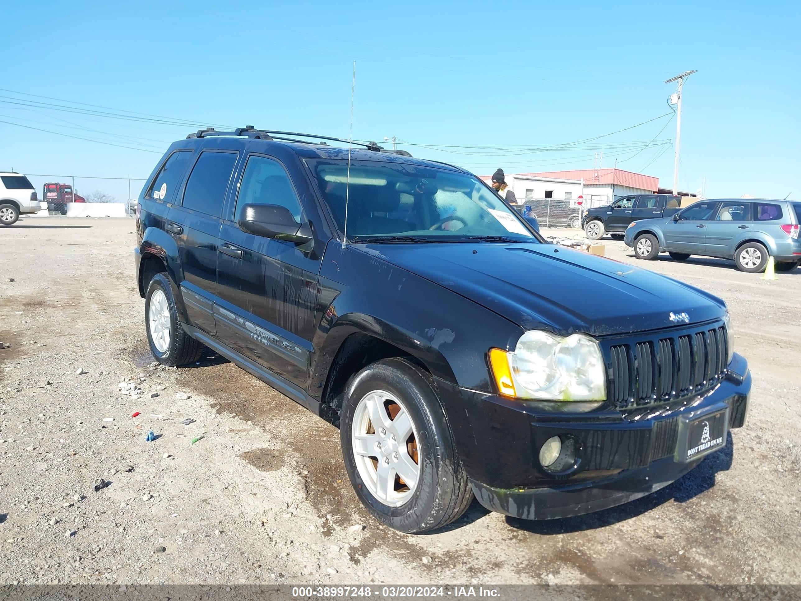 JEEP GRAND CHEROKEE 2005 1j4hr48n05c701976